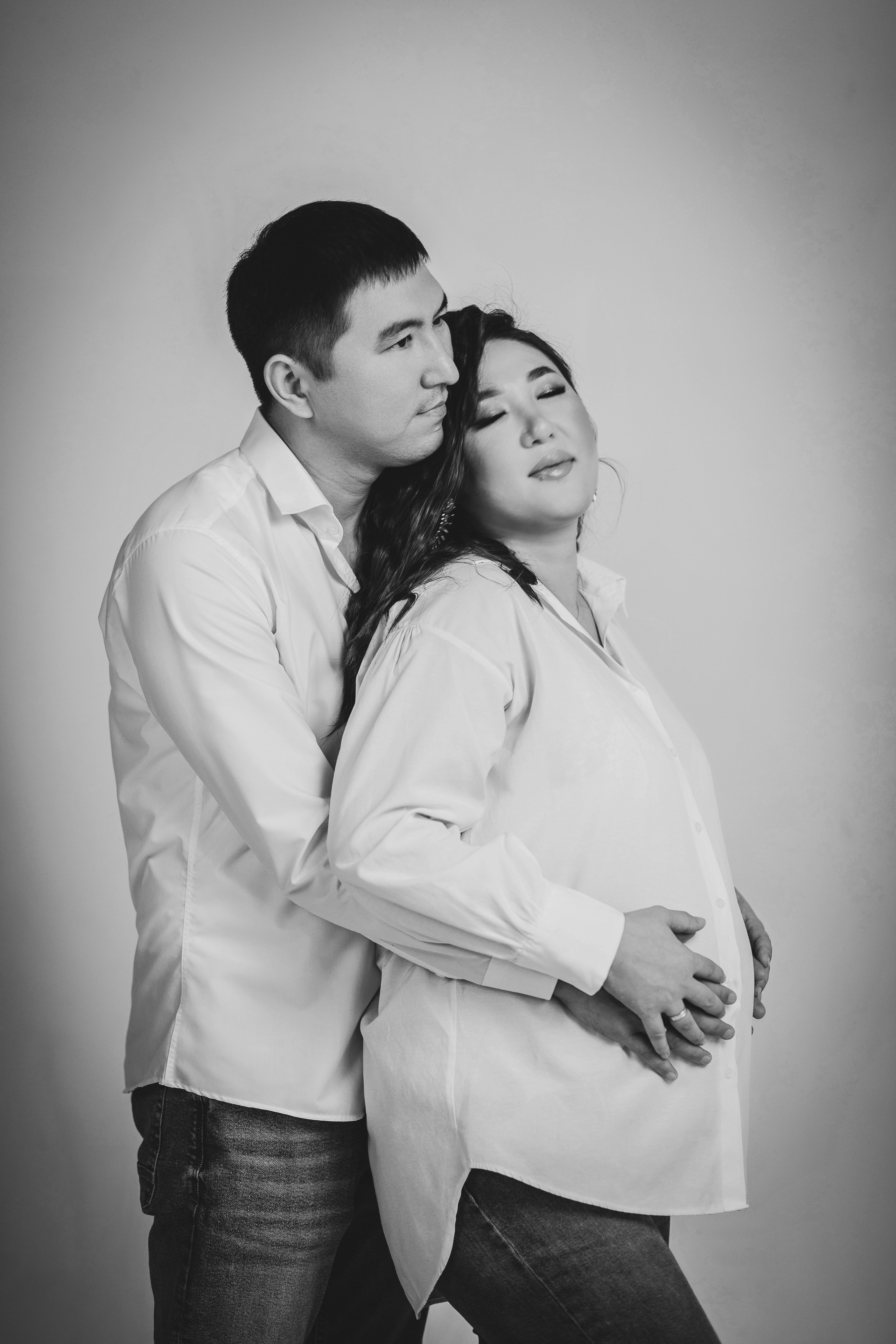 Фотосессия беременности. Фотограф в Атырау Максим Стадниченко