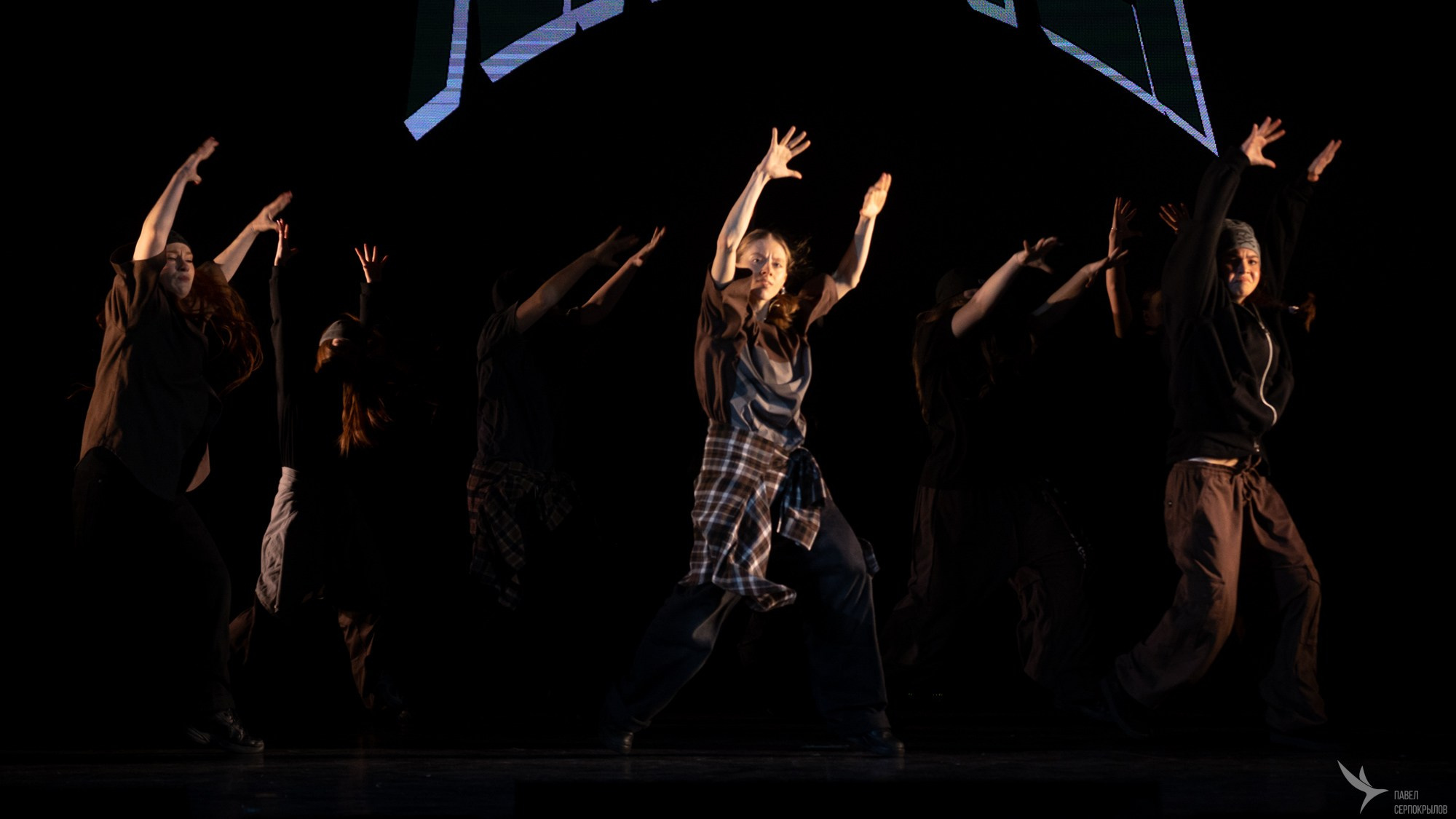 Отчетный концерт студии танца KingStep. Репортажный фотограф в Казани Павел Серпокрылов