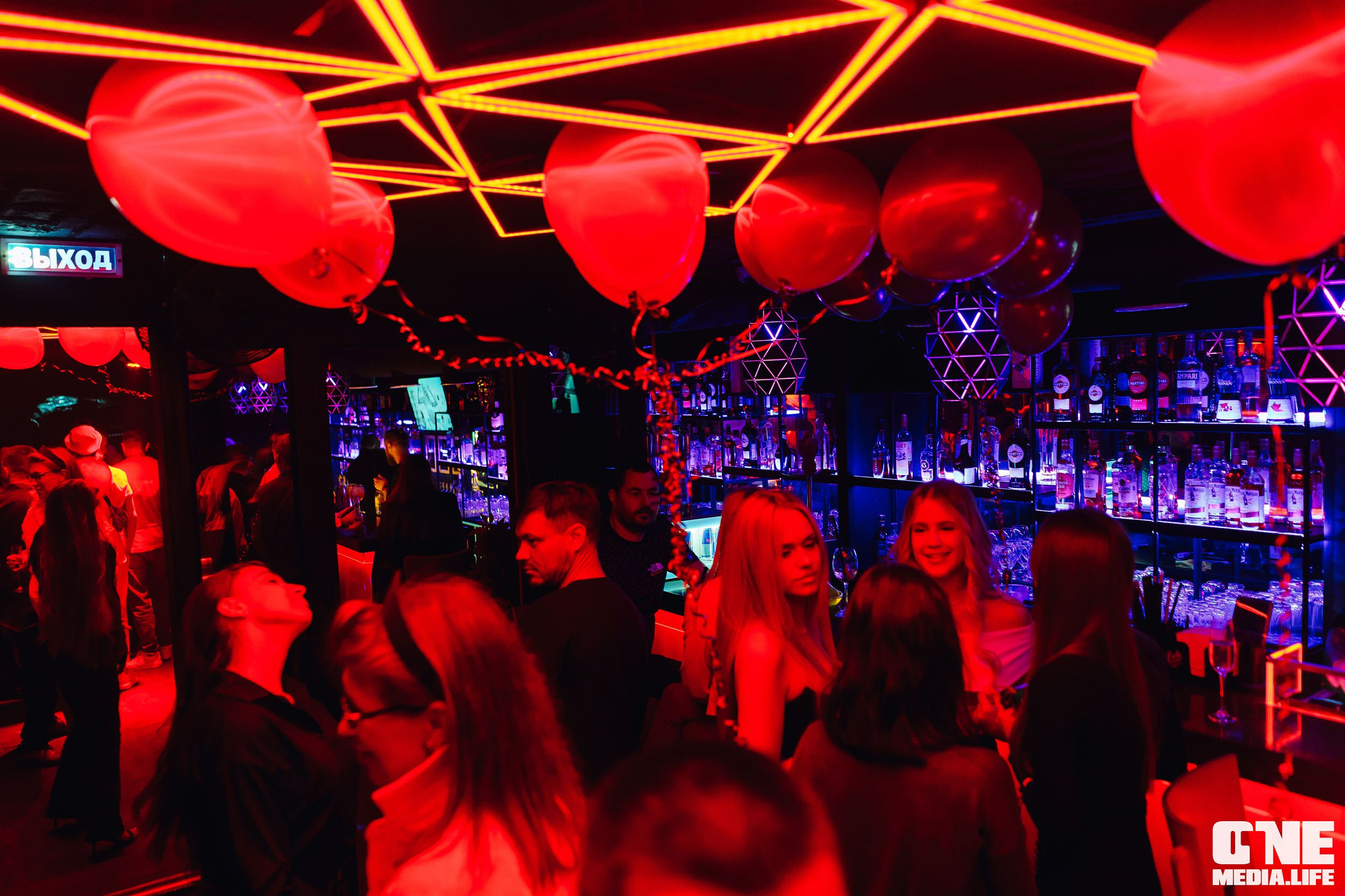 Фоторепортаж из Secret bar. One Media Life: фоторепортажи, фотоотчеты с мероприятий и заведений