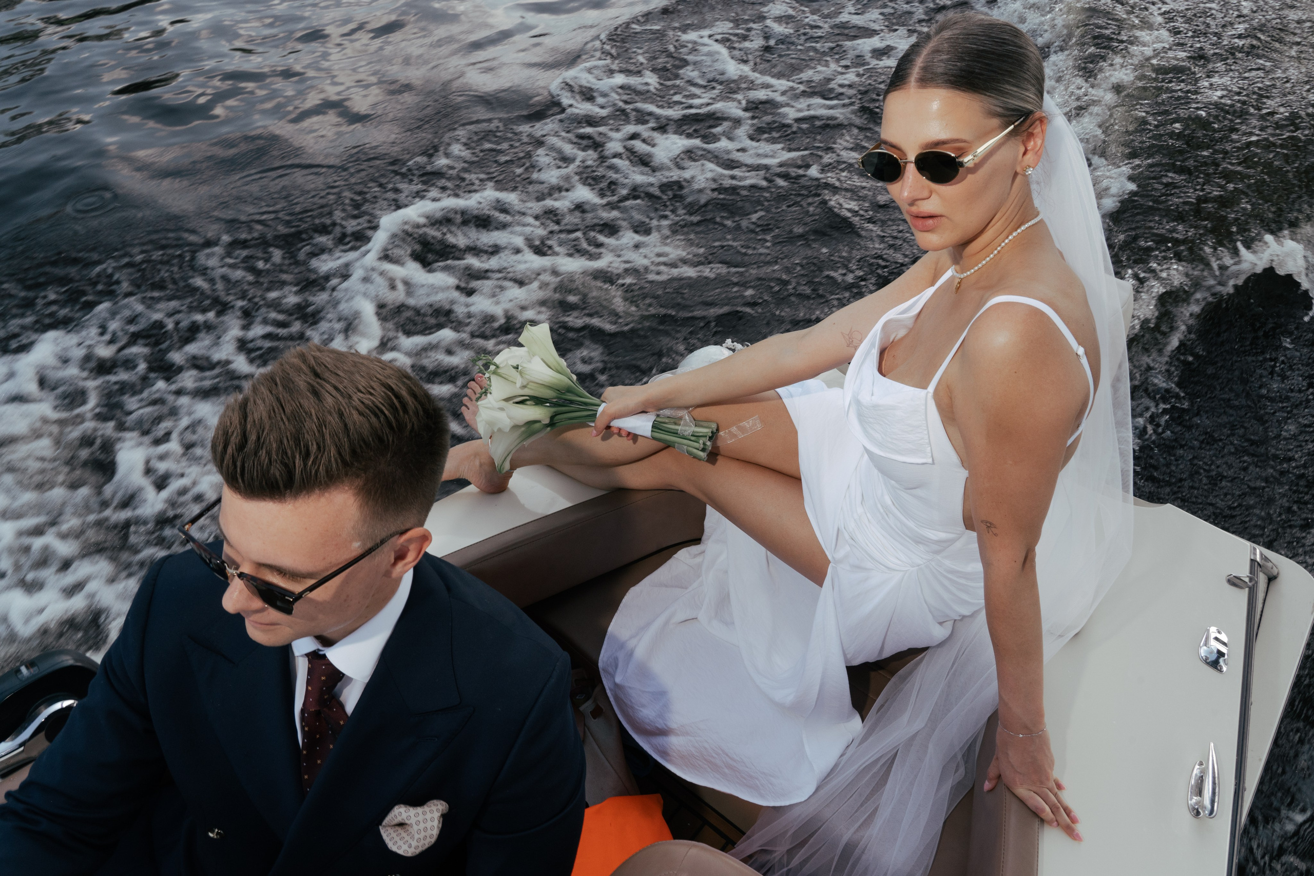 Молодая пара на городской улице в стиле лоф-лайф, Mari и Danil