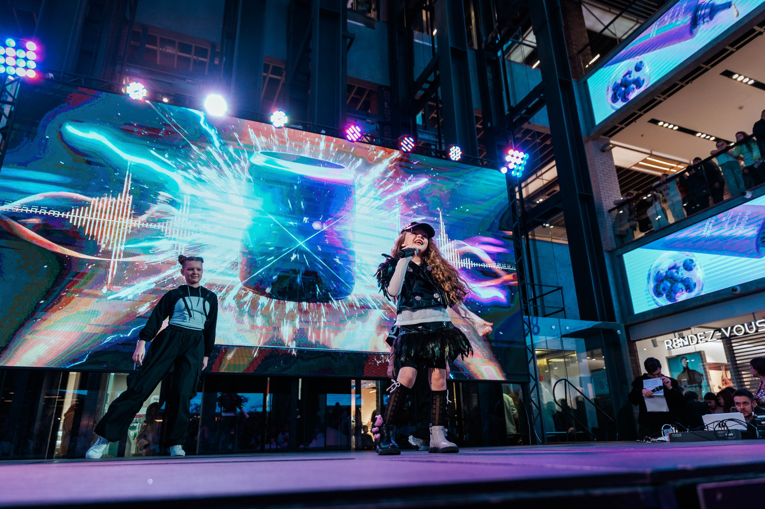 КОНЦЕРТ ДЕТСКИХ БЛОГЕРОВ. СтешОК, Макар Давыдов и другие ребята. Фотограф Нижний Новгород Игнатьева Виктория