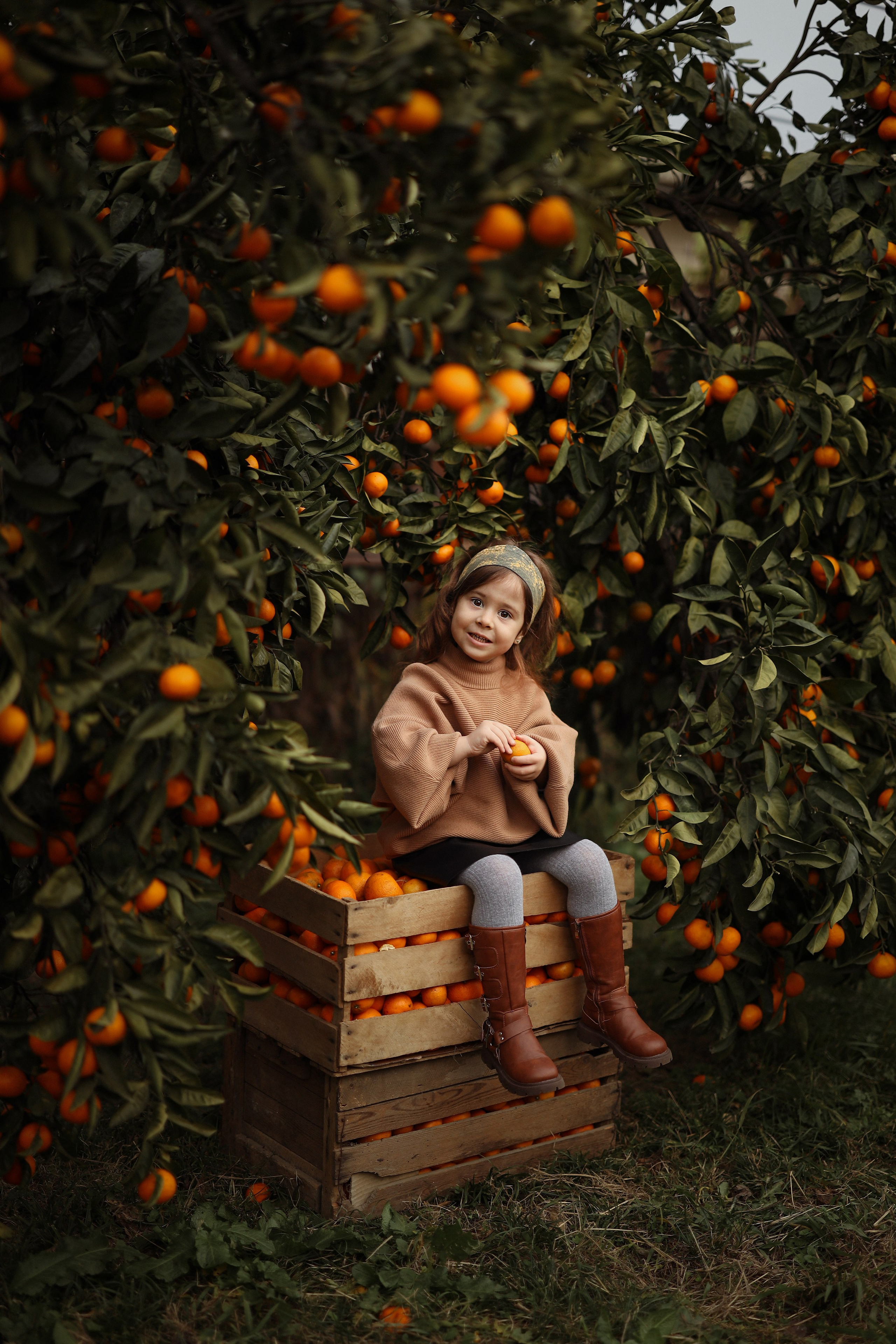 Детская фотосессия на природе в Абхазии: профессиональные кадры для вашего альбома.