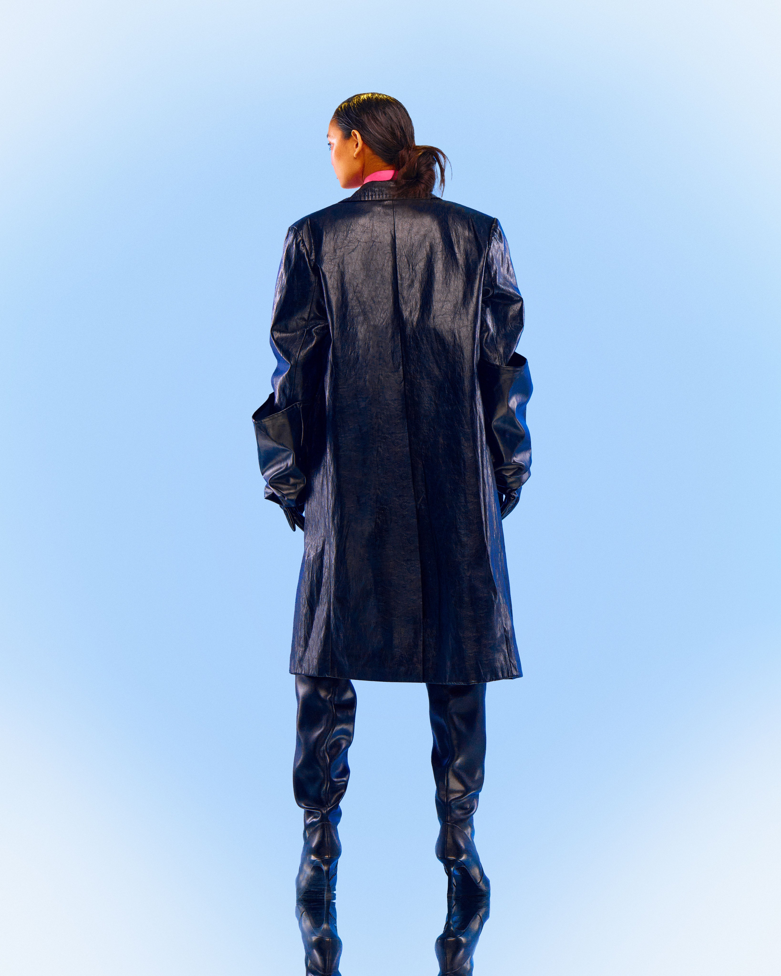 Matrona. Святослав Лебедев | Рекламный фотограф — Коммерческая съемка, Арт-дирекшн, AI-интеграция