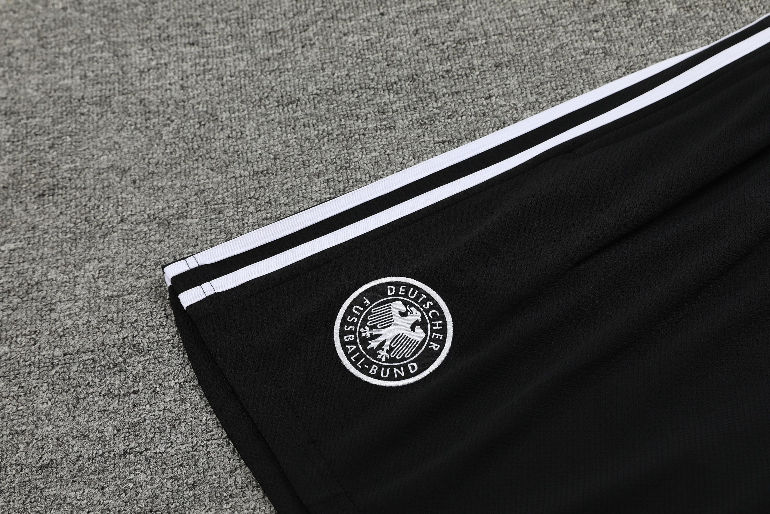 Форма для тренировок сборной Германии 2024-2025 купить. Футбольный магазин — ssw_magazin