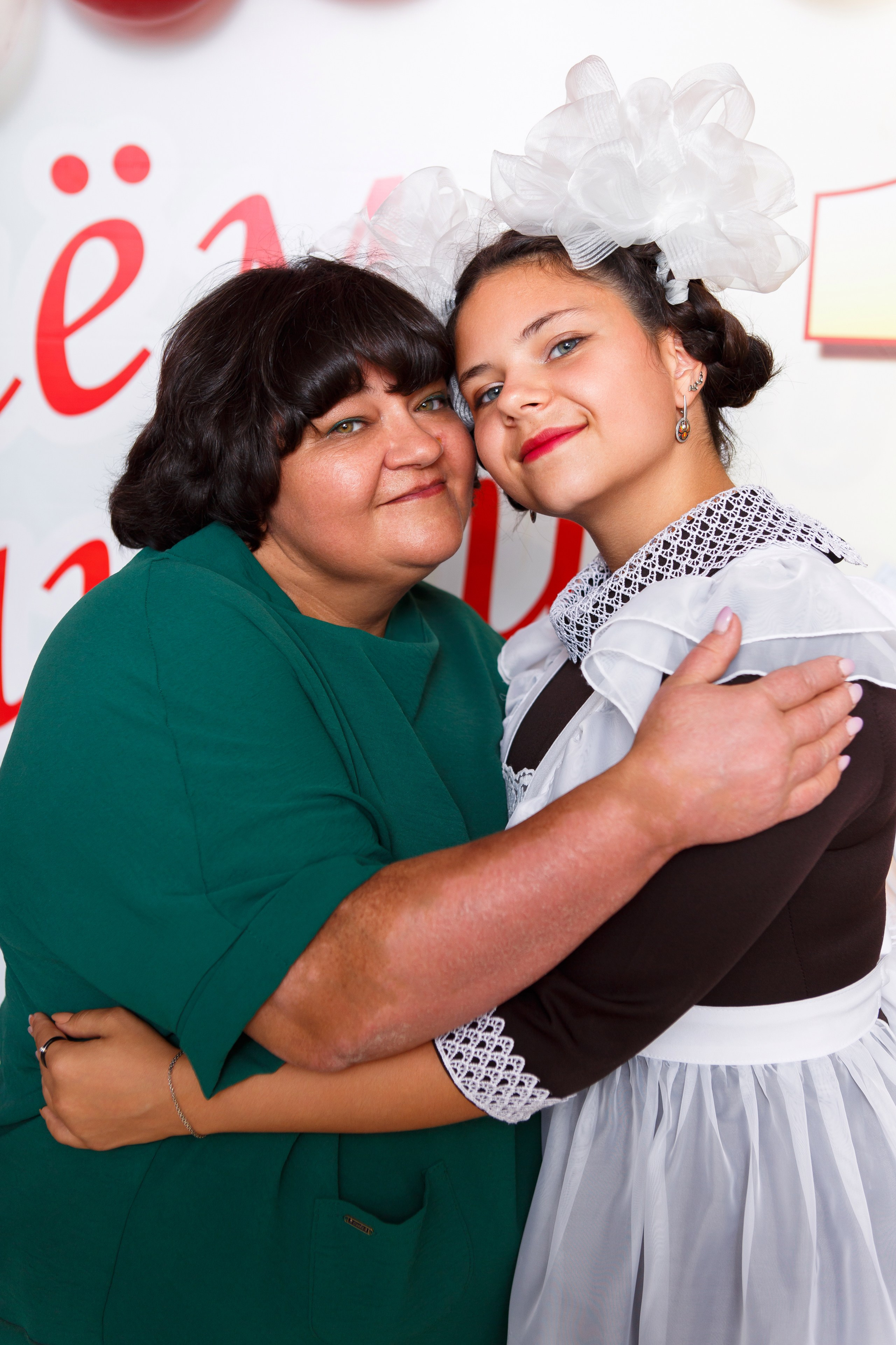 1 СЕНТЯБРЯ 2024 ГОДА — 9 ШКОЛА — ФОТОСЕССИЯ С РОДИТЕЛЯМИ. Профессиональный фотограф в Мценске и Орловской области