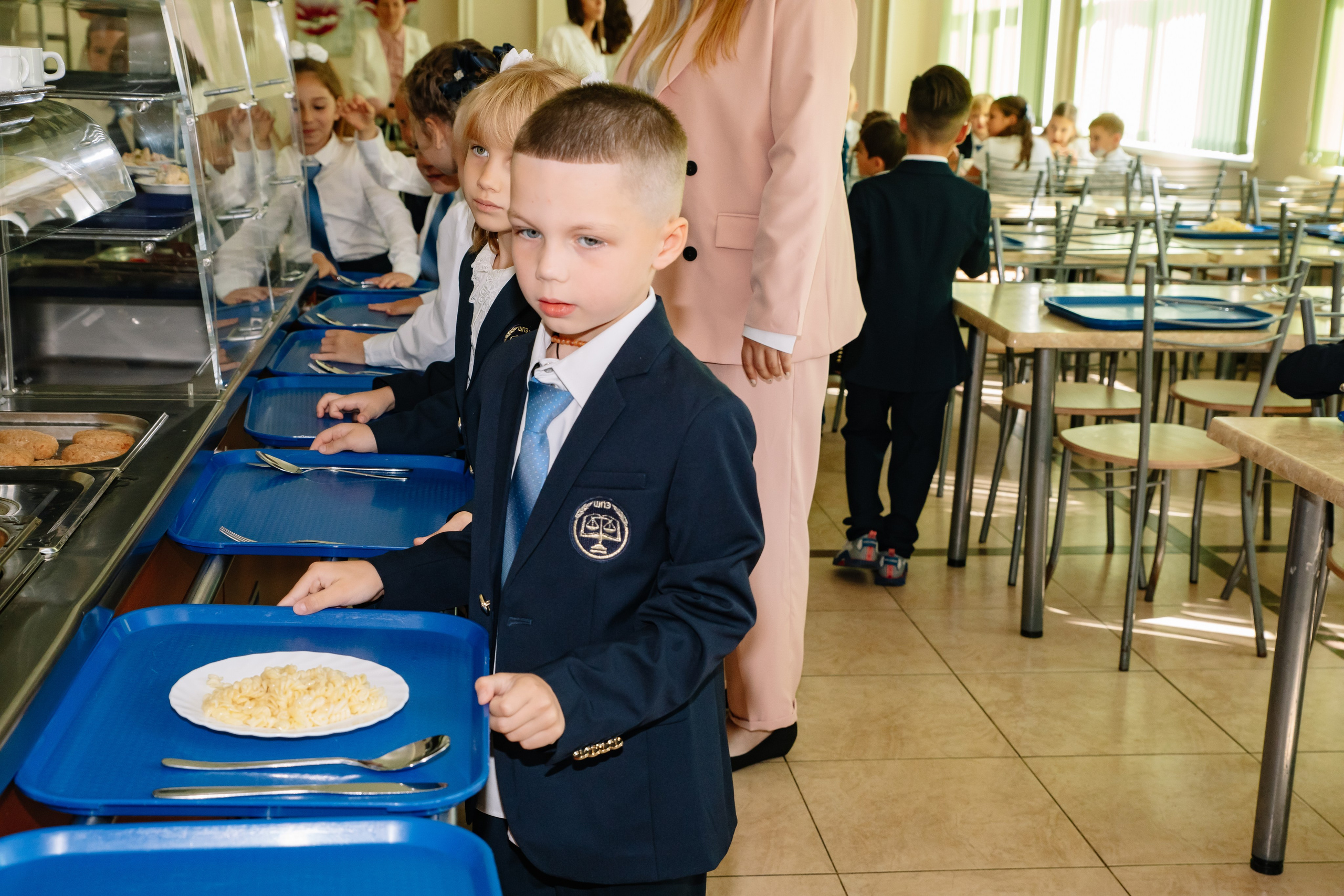 Линейка 1Б Школа Права и Экономики. Фотограф в Москве Яна Полосина