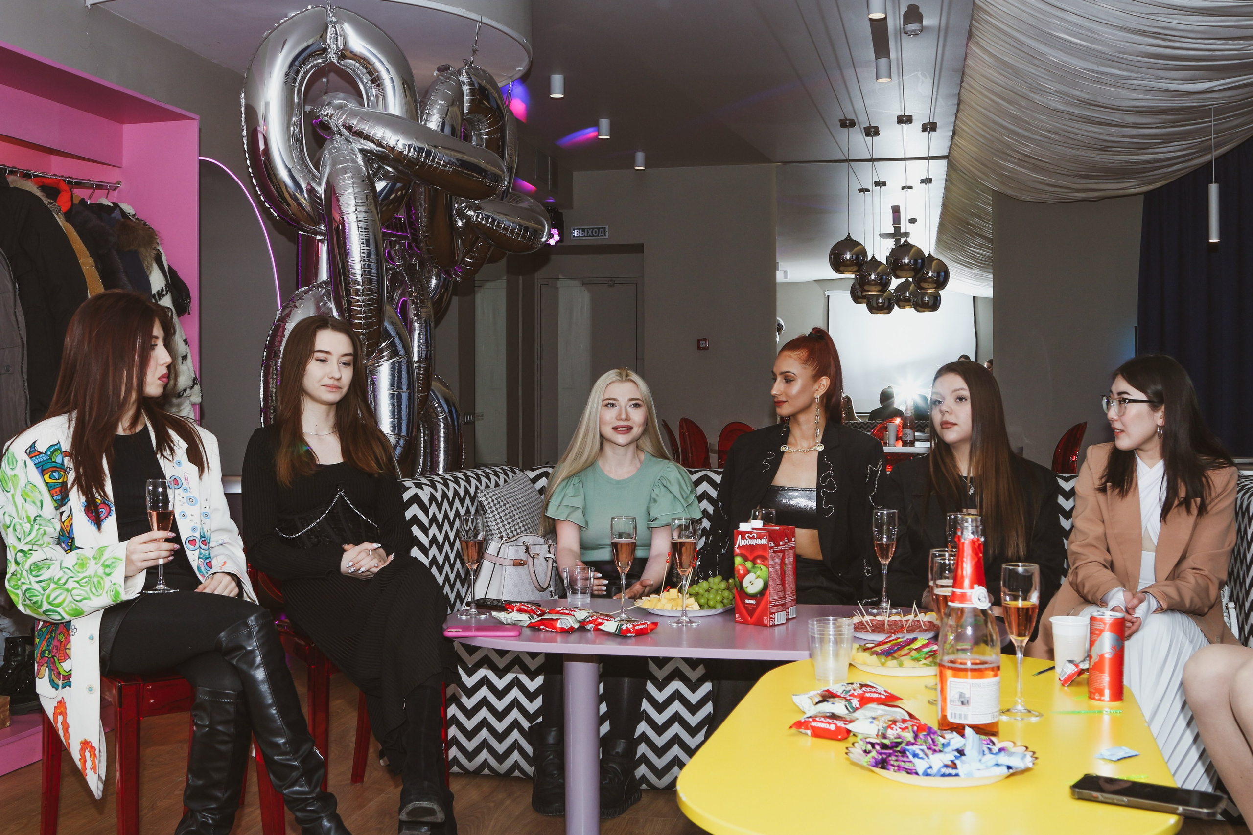 Студия пятница. Алиса Томшина — Фотограф / Видеограф