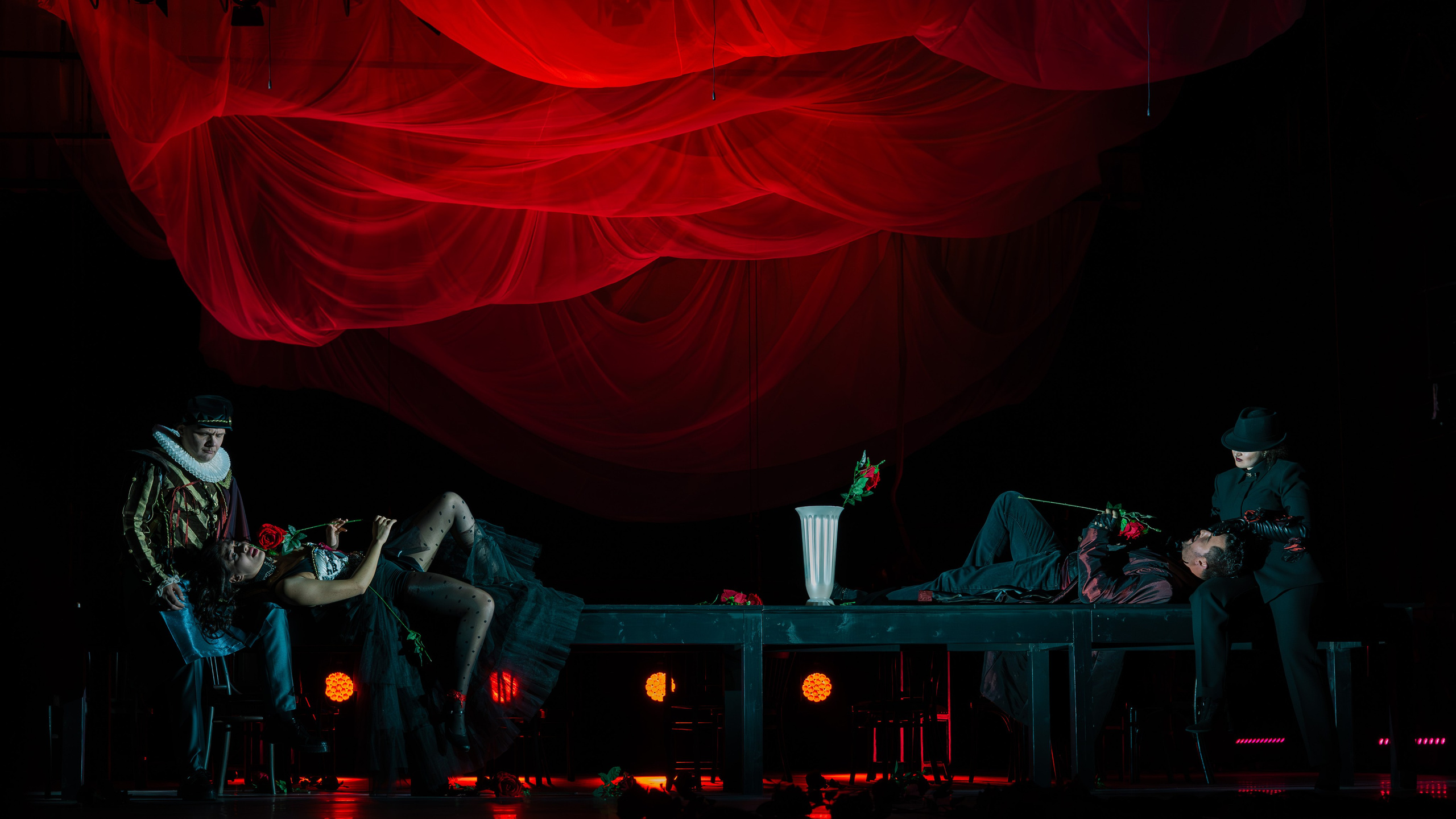 Театр Юного Зрителя «Маленькие трагедии». Фотограф Марк Файзулин