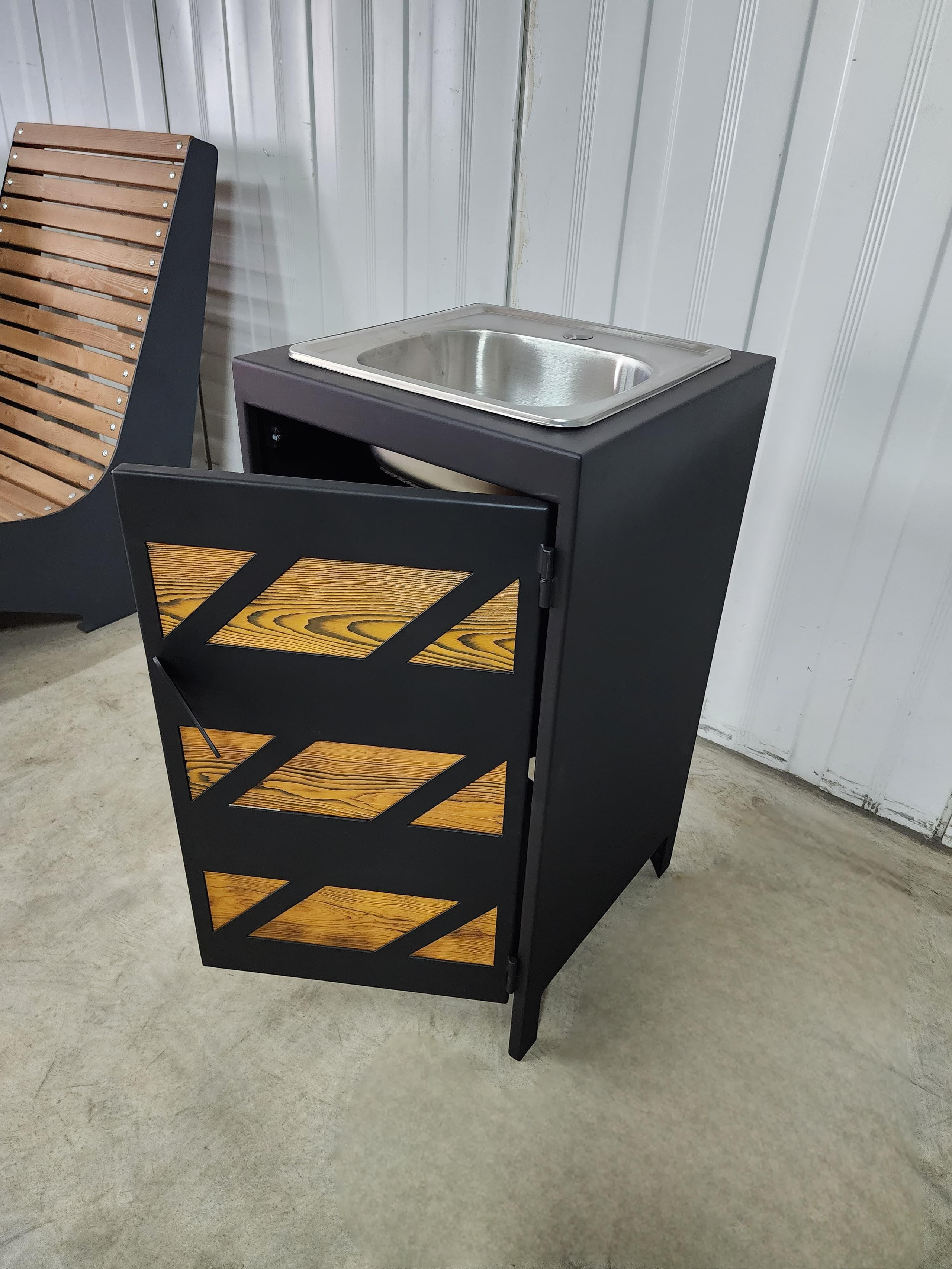 Тумбочки приставные. Купить / заказать мангал для дома в Краснодаре от производителя «Мангал Мастер»