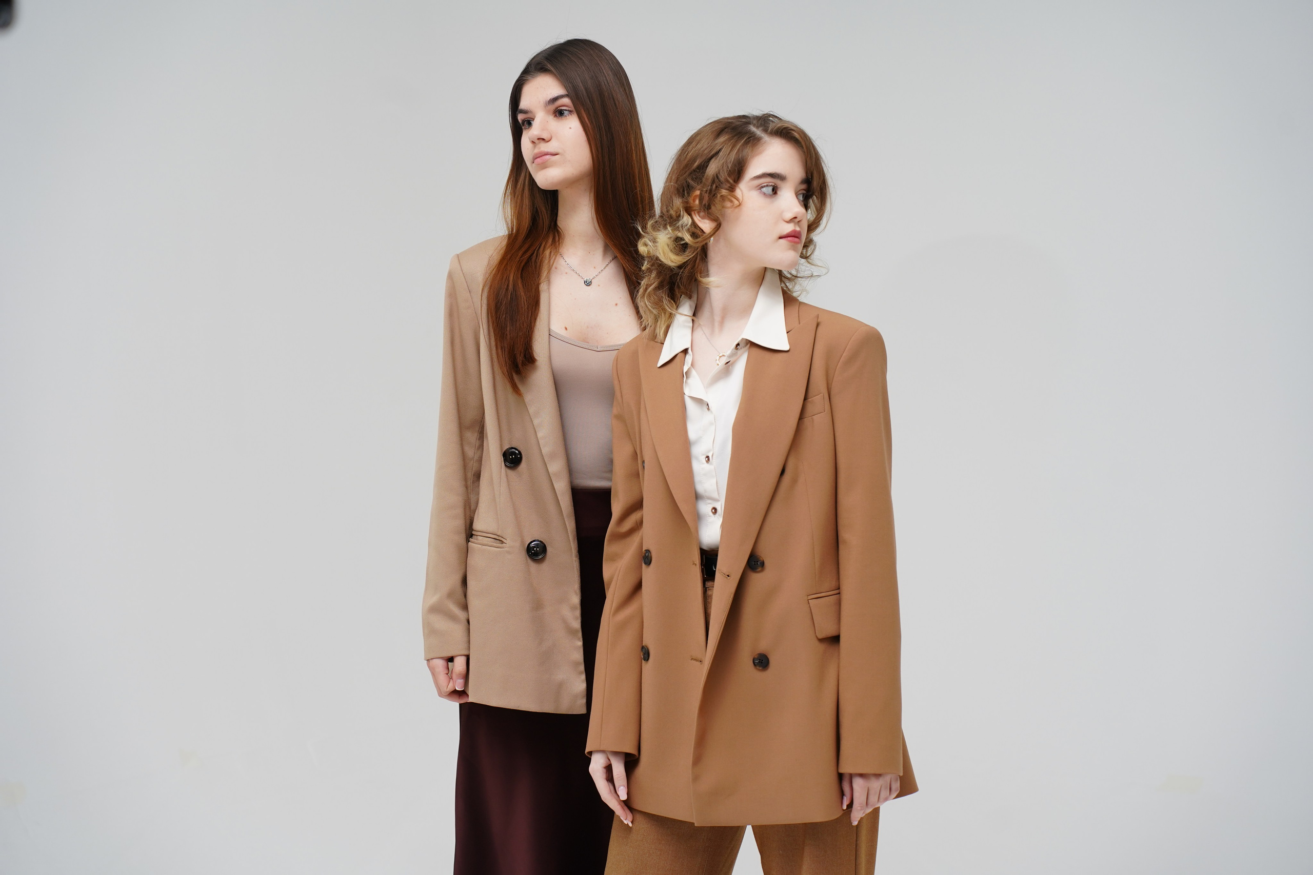 Образы. MEMENTO.Выпускные альбомы, школьные, юбилейные и другие книги. Ростов-на-Дону