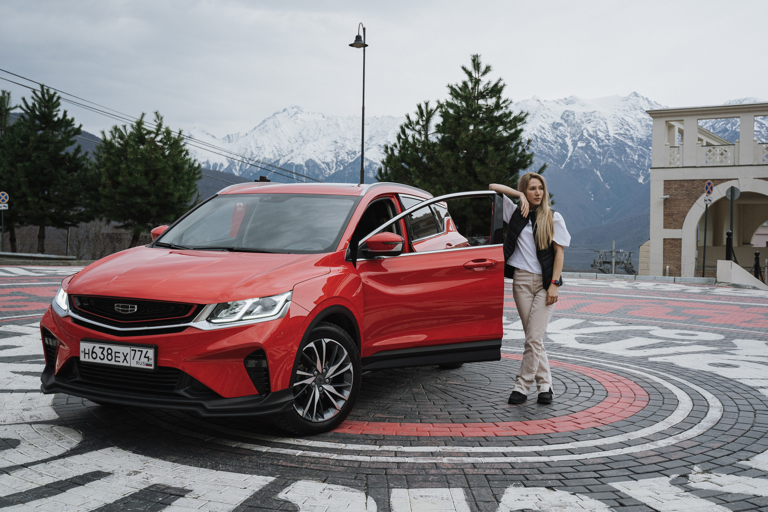 Фотосессия на Кабриолете Сочи в Адлере и на Красной Поляне