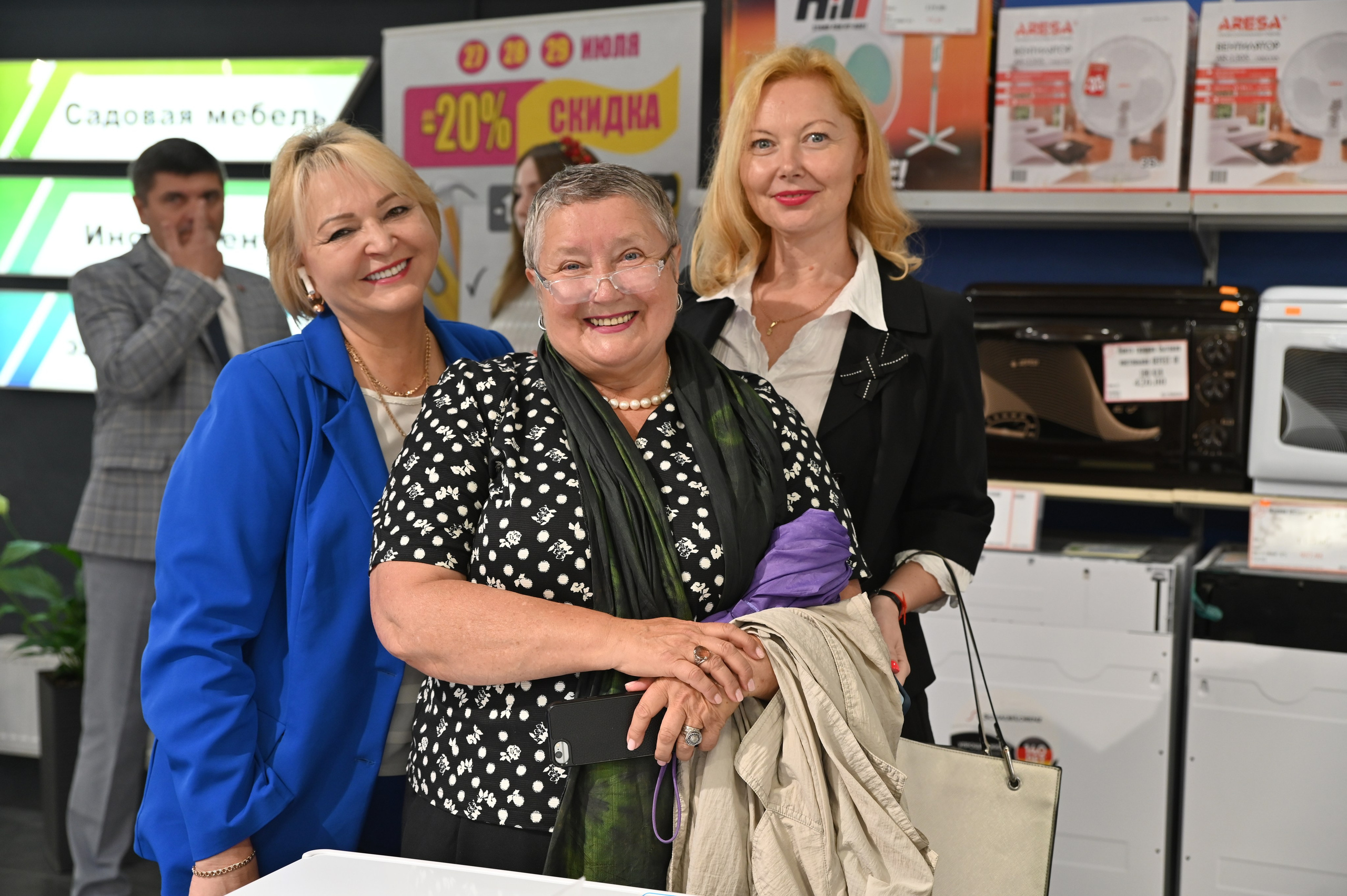 Репортажная съемка с открытия магазина. Фотоуслуги, услуги фотографа, фотографирование важных событий