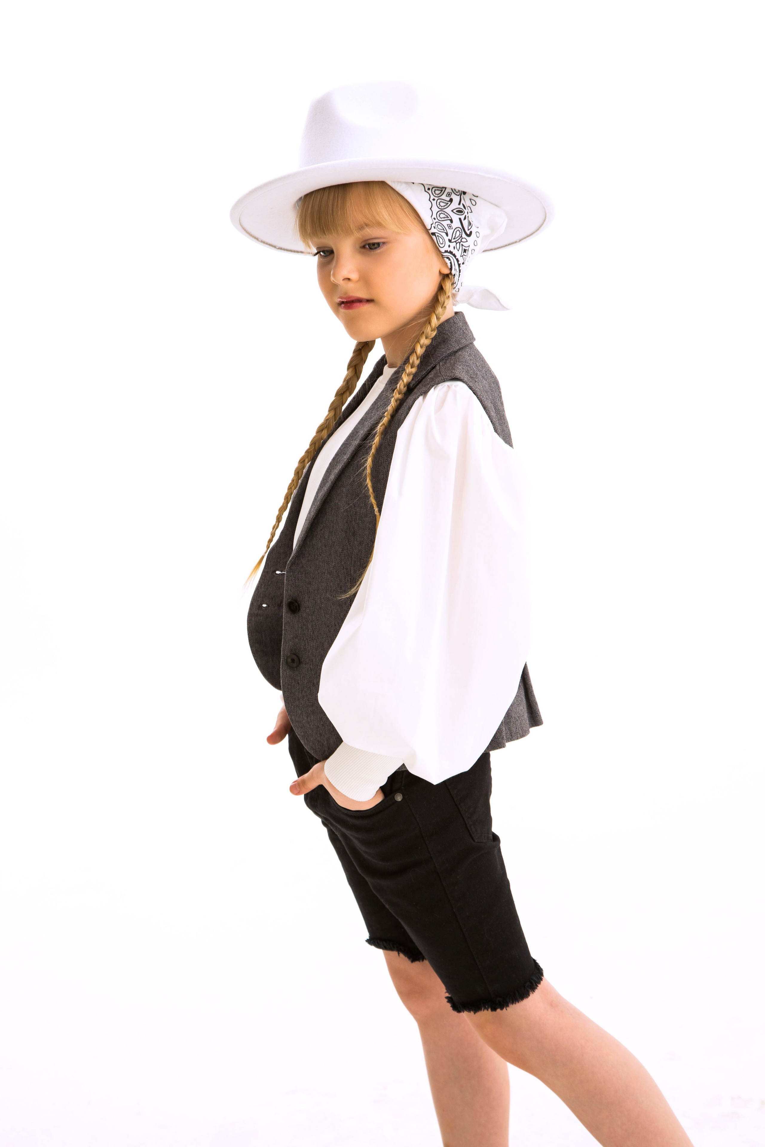 11. Стилист Ирина Велькина