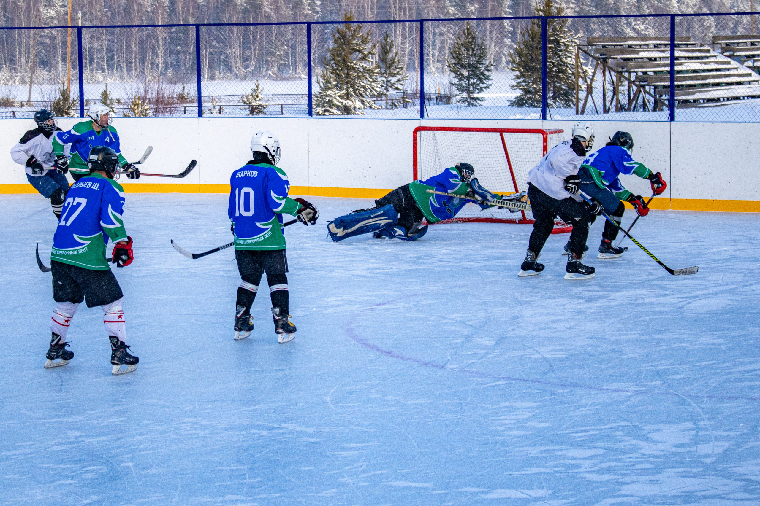 Хоккей г.п Атиг-г.п Дружинино