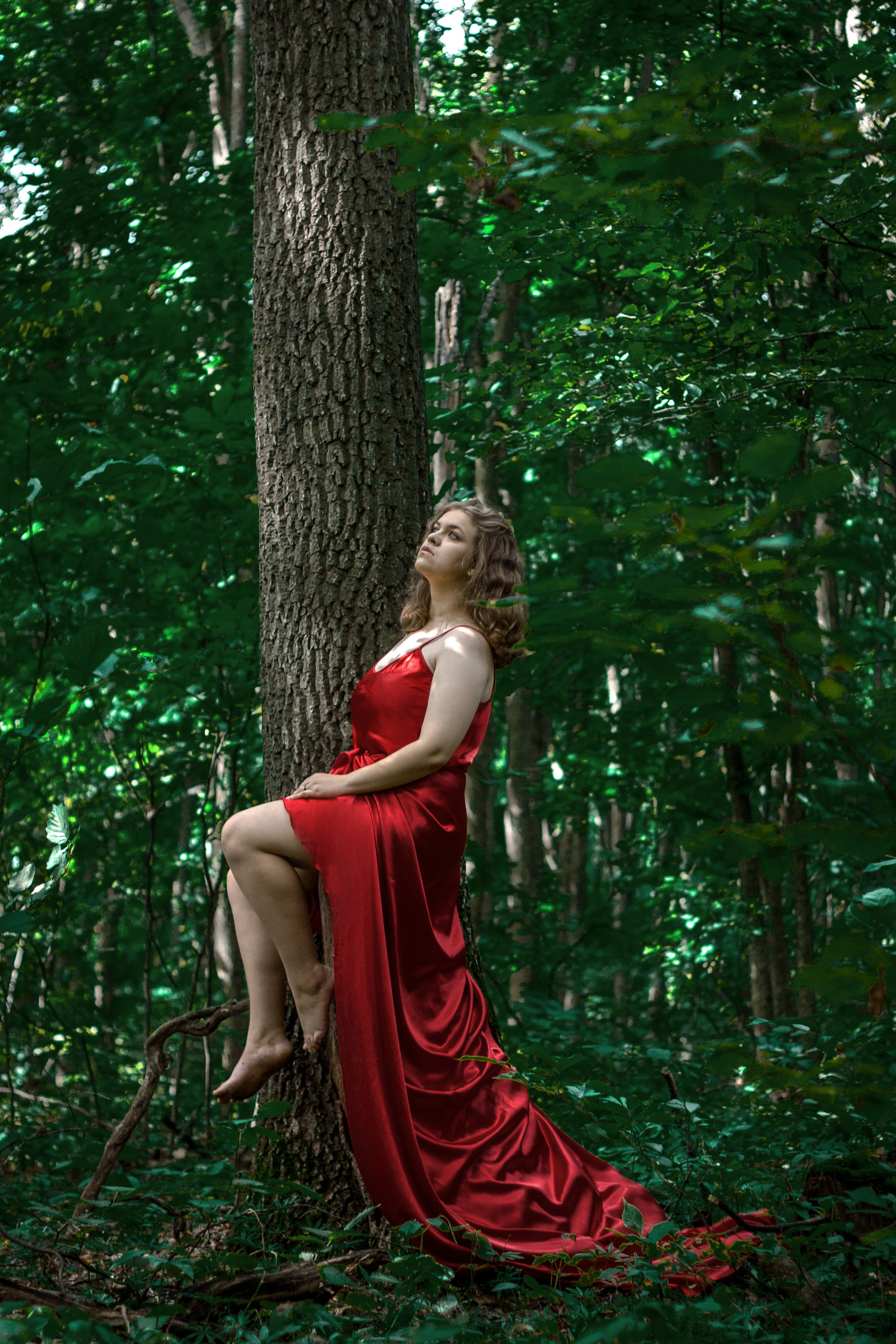Элла в лесу. Портретный фотограф в Тольятти Анастасия Осипова