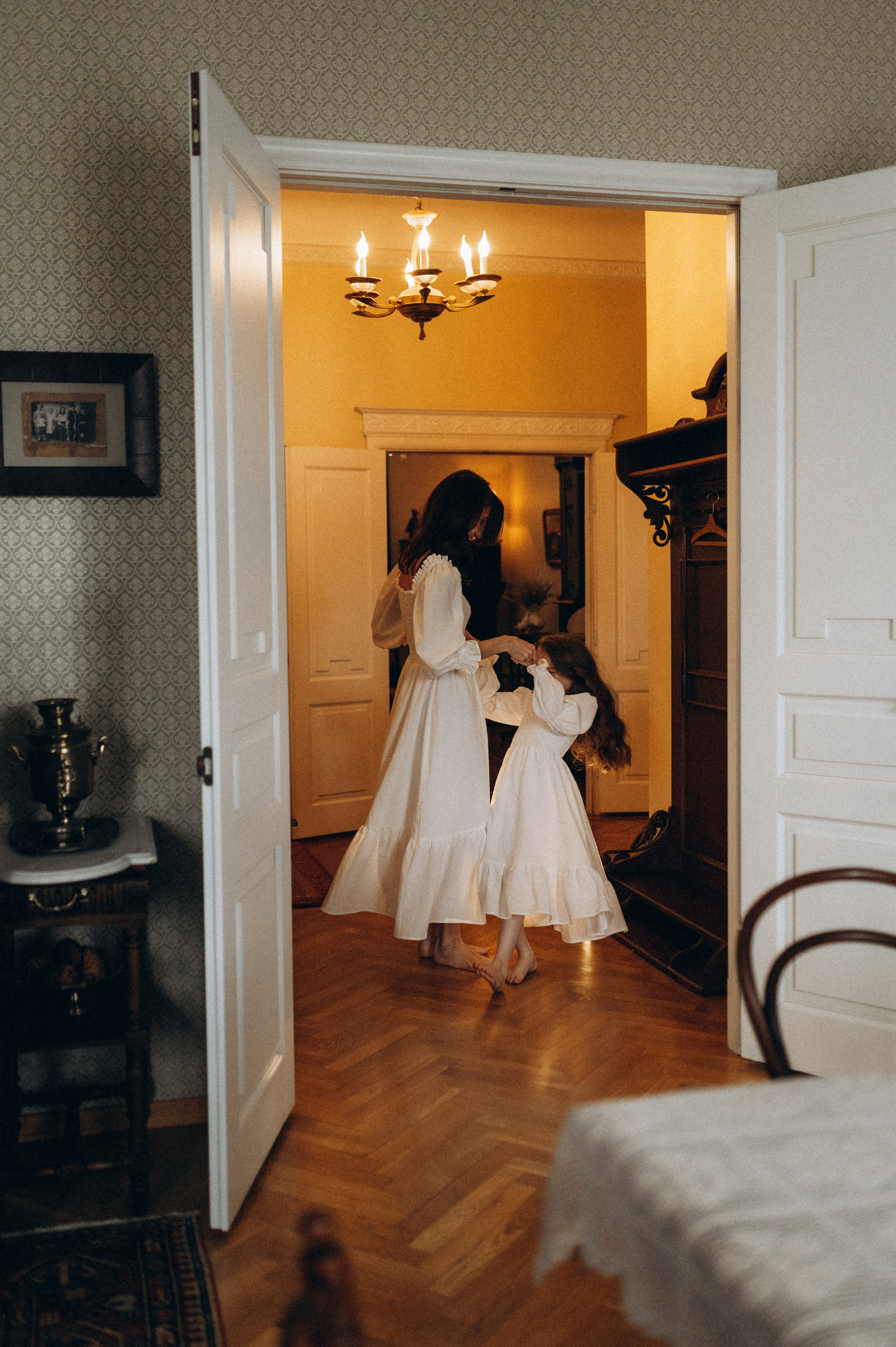 ОЛЯ И ЕВА. Семейный фотограф в Новосибирске Женя Индрикова