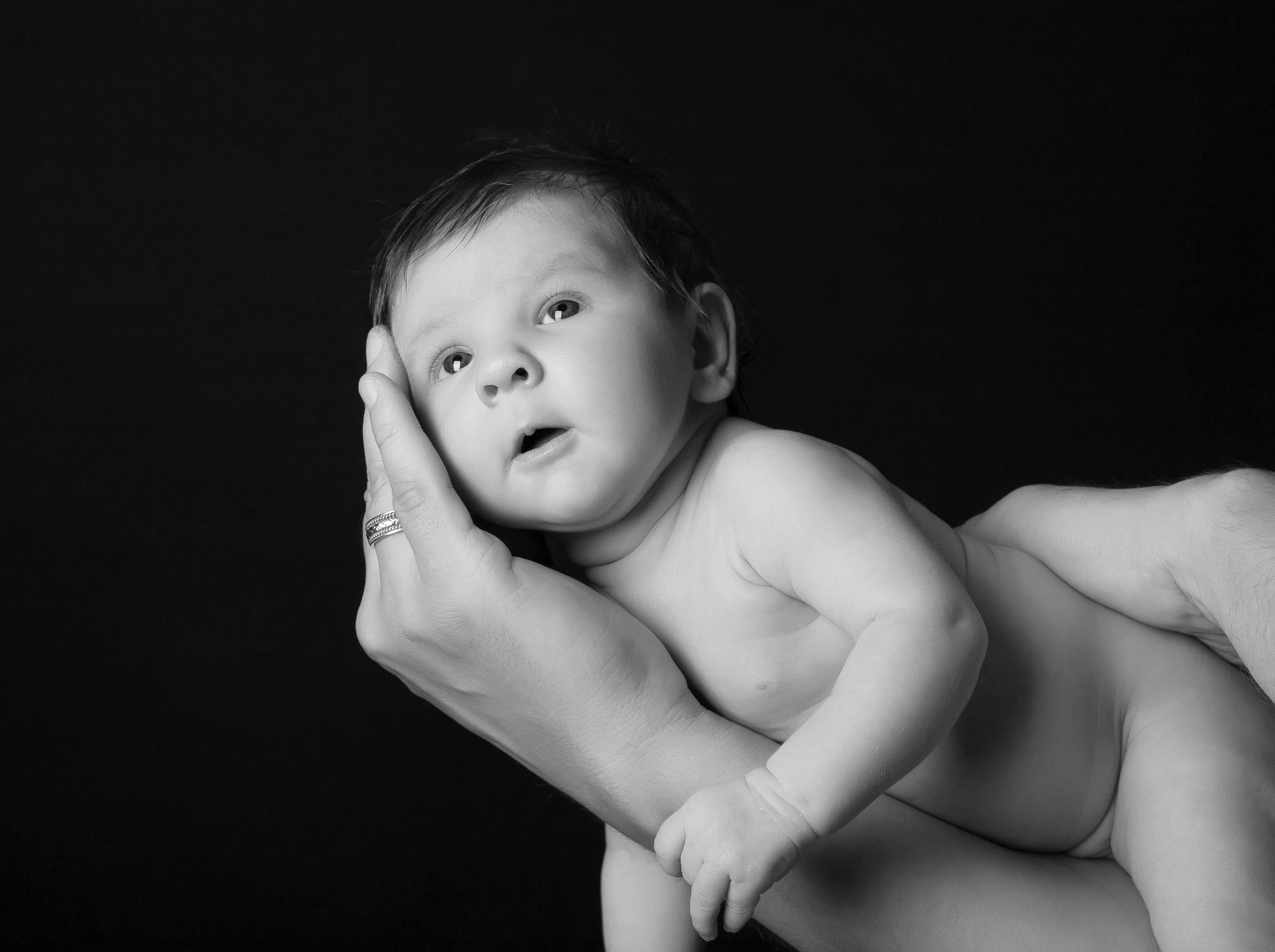 Newborn Алматы, фотосессия новорожденных и младенцев с родителями. Фотостудия Алматы. Семейная и детская фотостудия Family studio.Фотограф Алматы