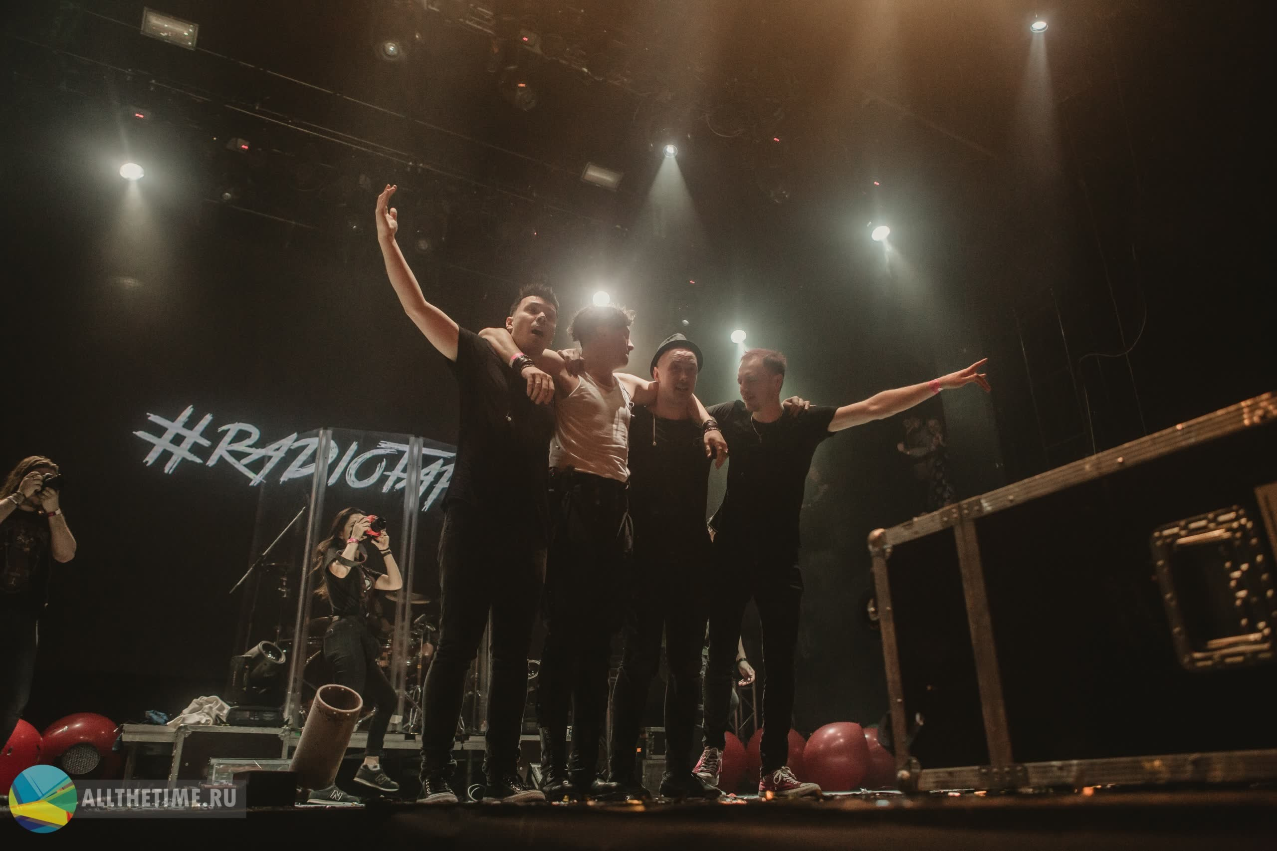 RADIO TAPOK. Магия музыки в кадре: Концертная Фотография