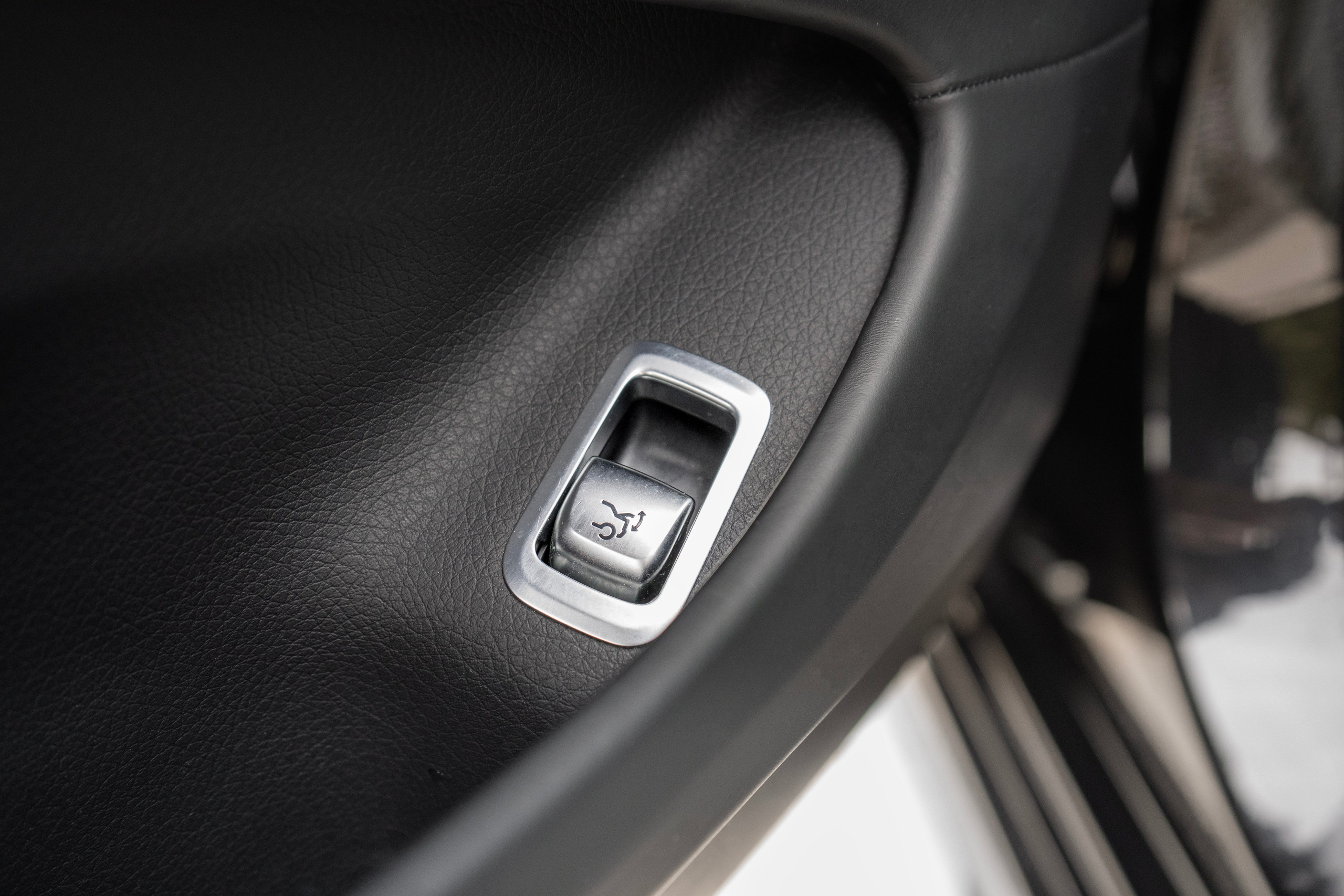 Mercedes S-class (W222)