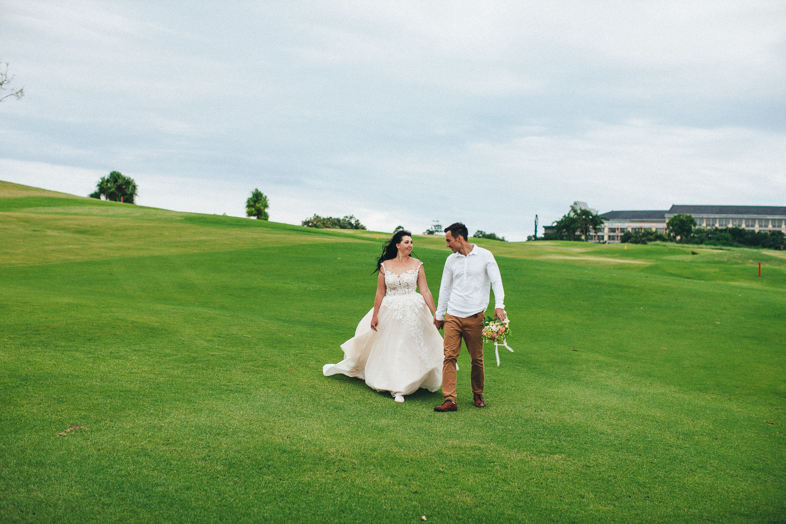 Alex and Ira. Wedding photographer in Bali