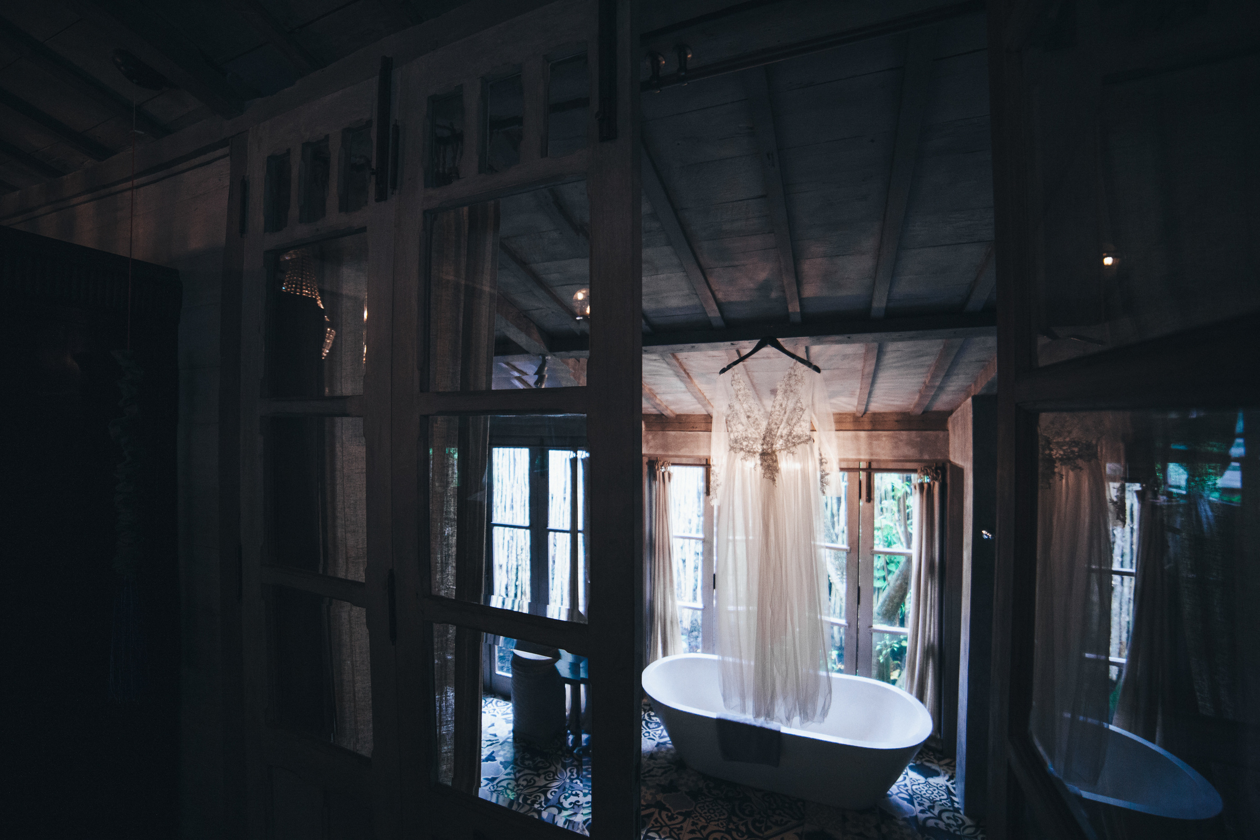 Alex and Ira. Wedding photographer in Bali