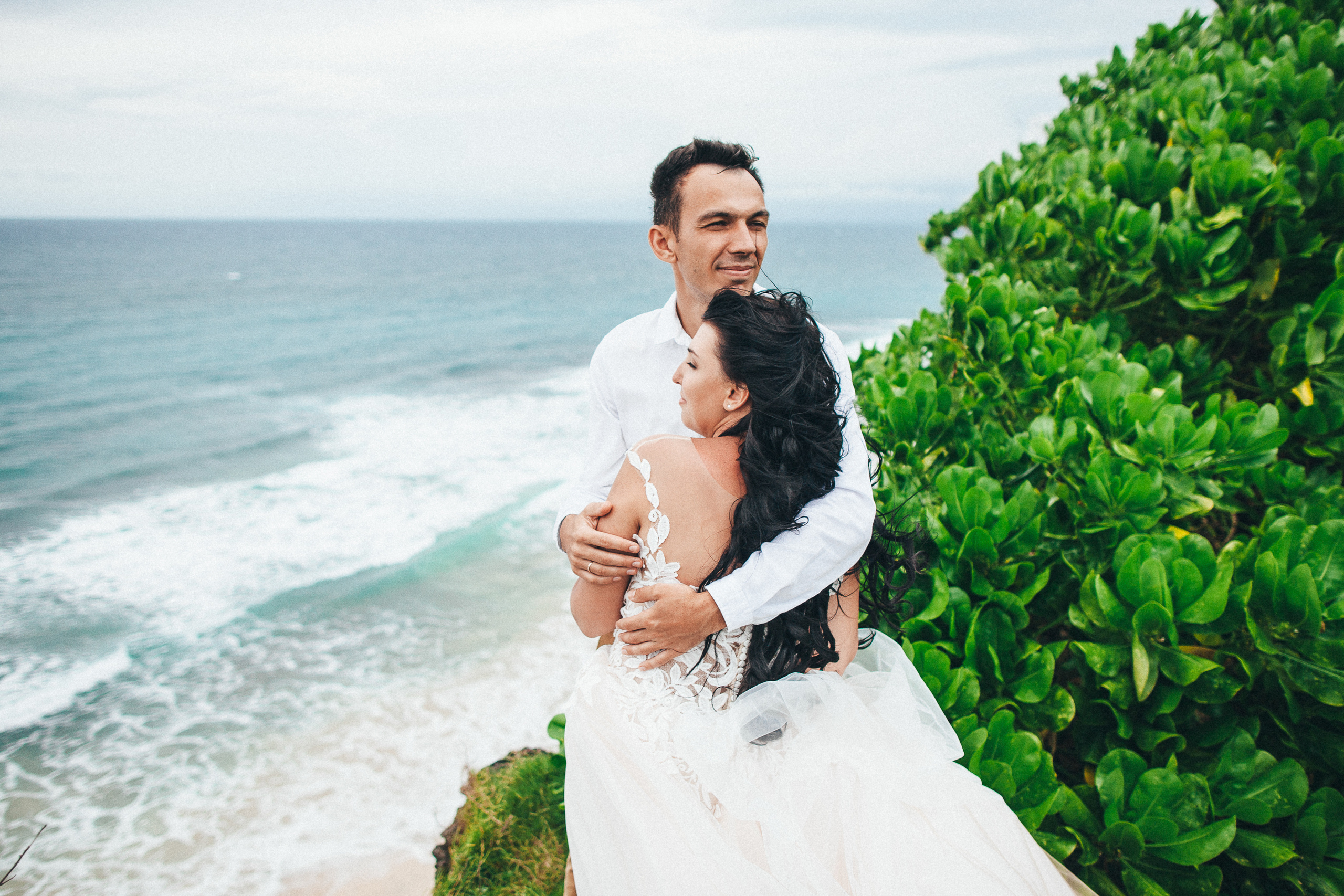 Alex and Ira. Wedding photographer in Bali