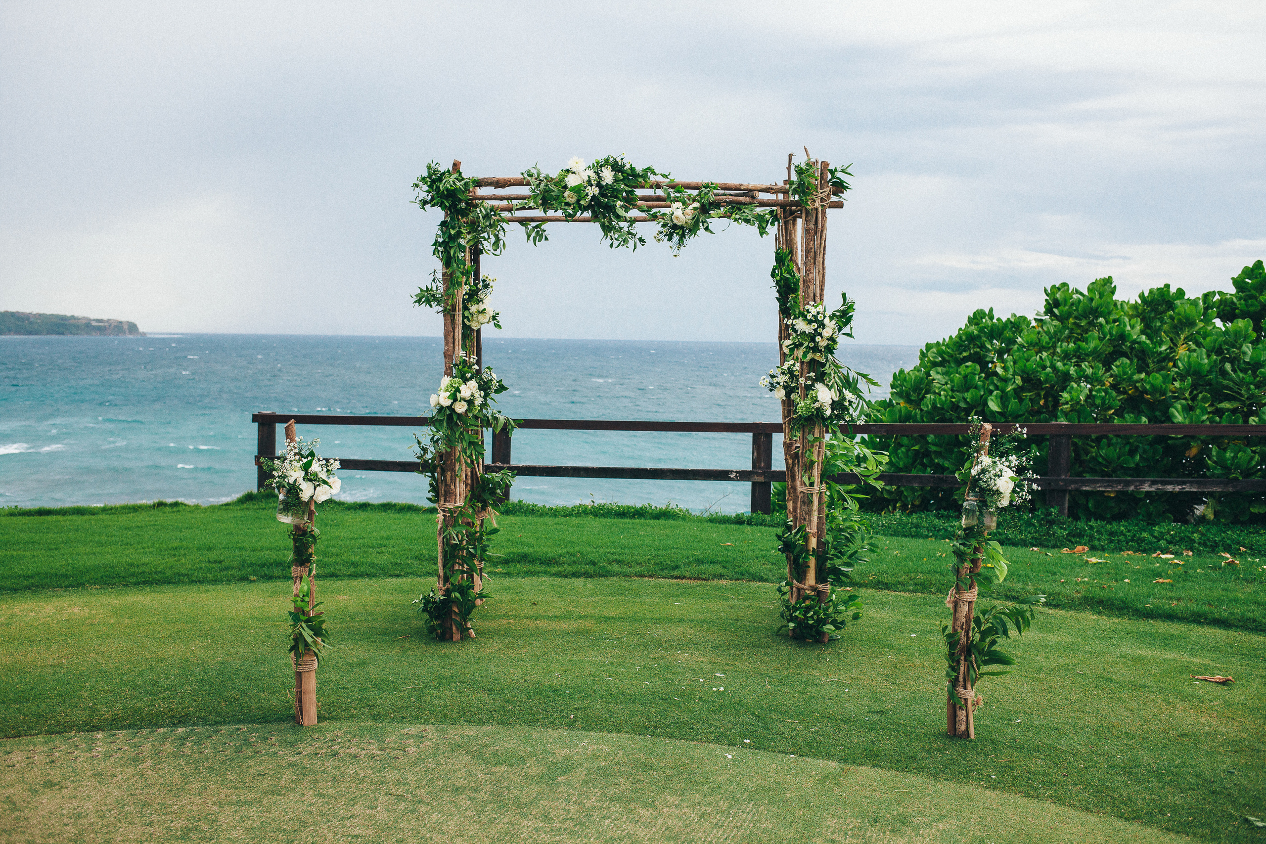 Alex and Ira. Wedding photographer in Bali