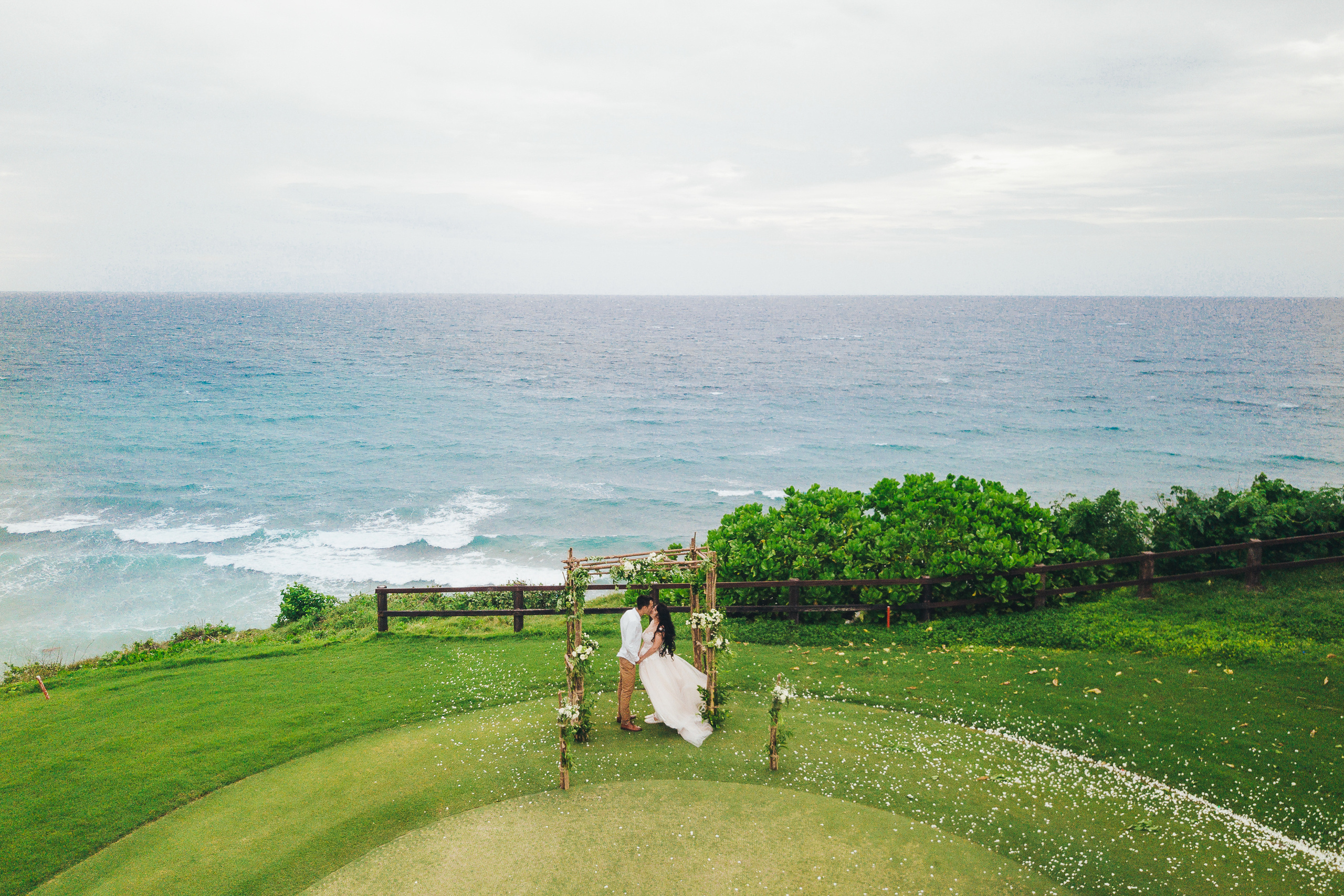 Alex and Ira. Wedding photographer in Bali