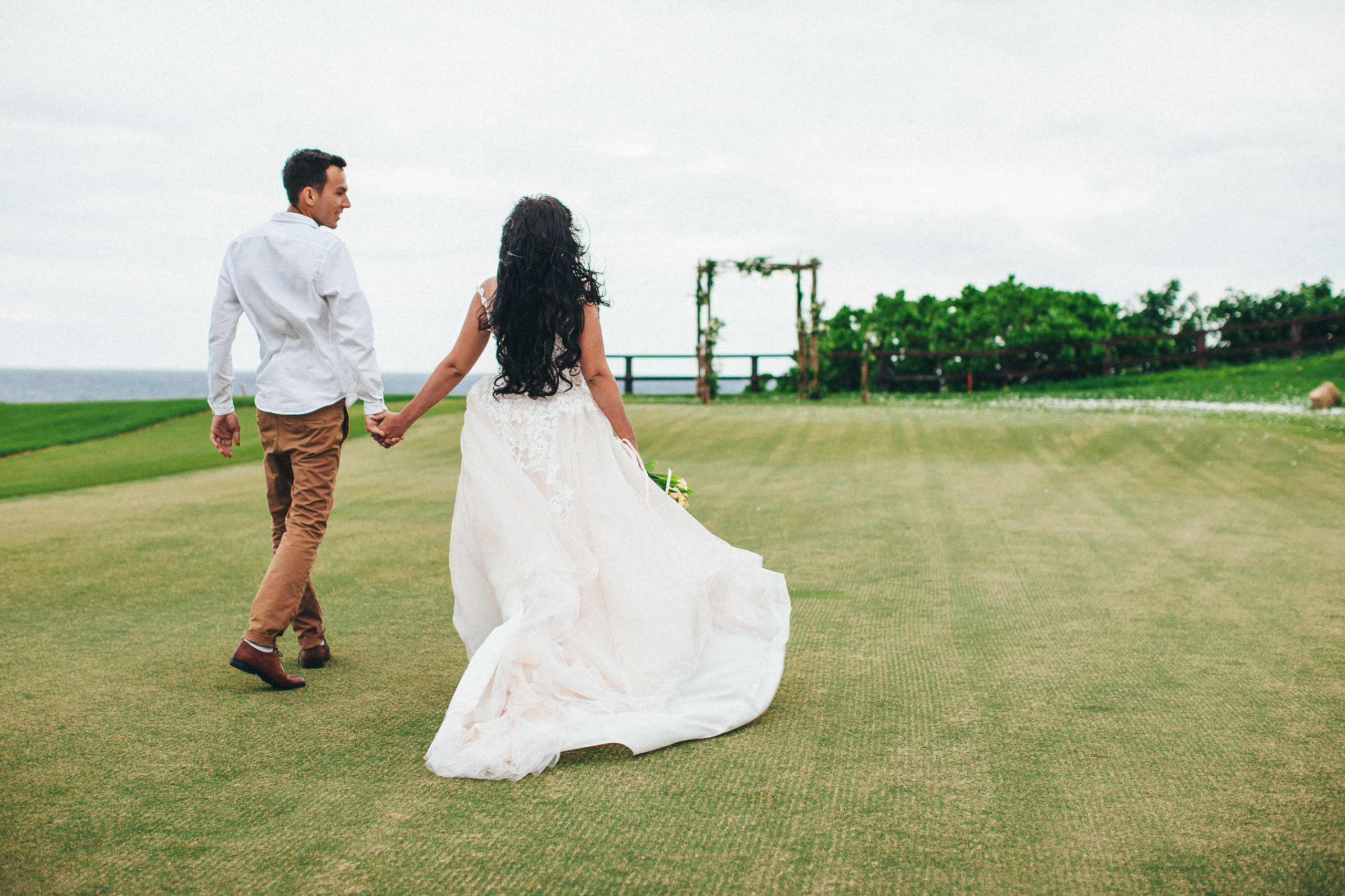 Alex and Ira. Wedding photographer in Bali