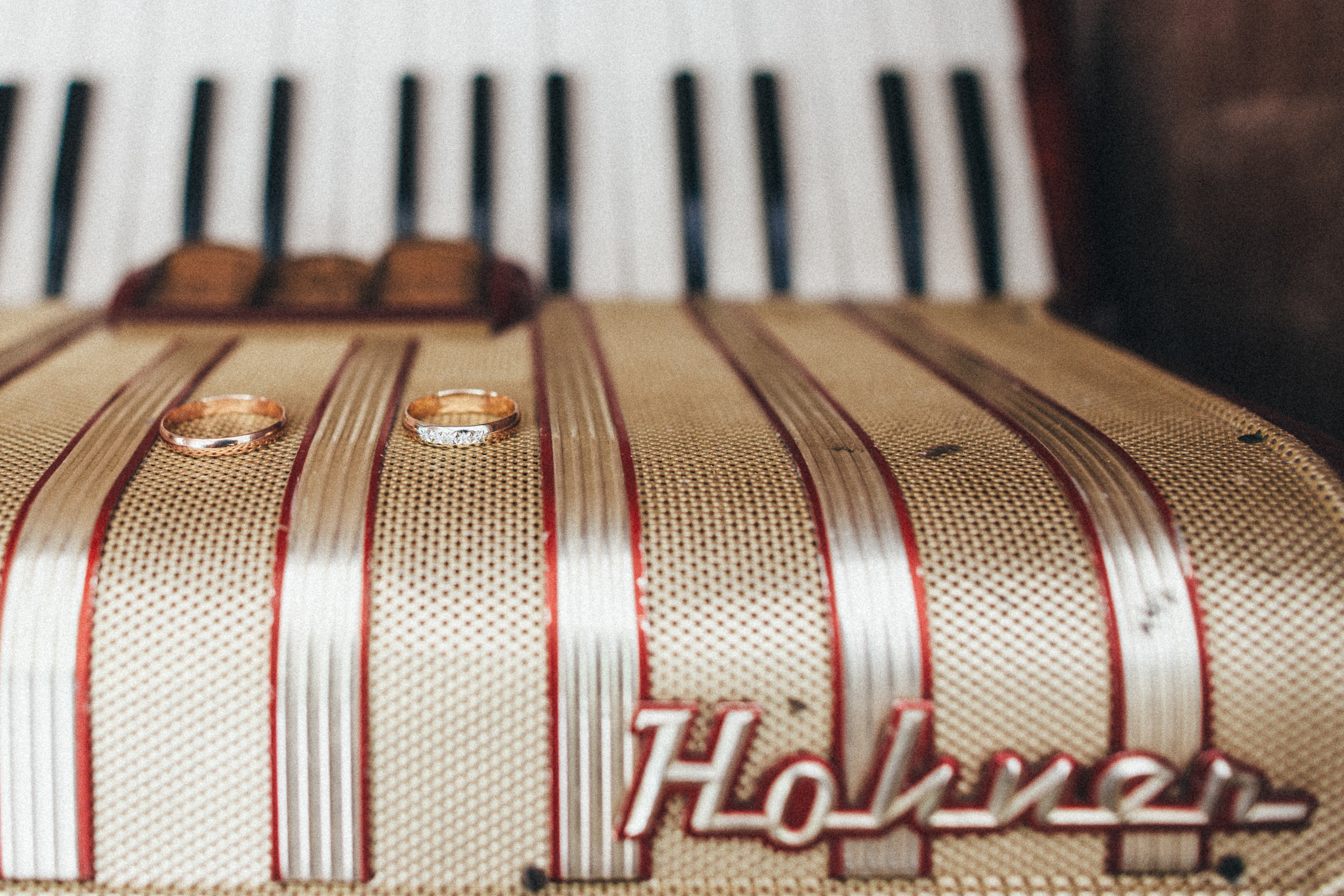 Alex and Ira. Wedding photographer in Bali