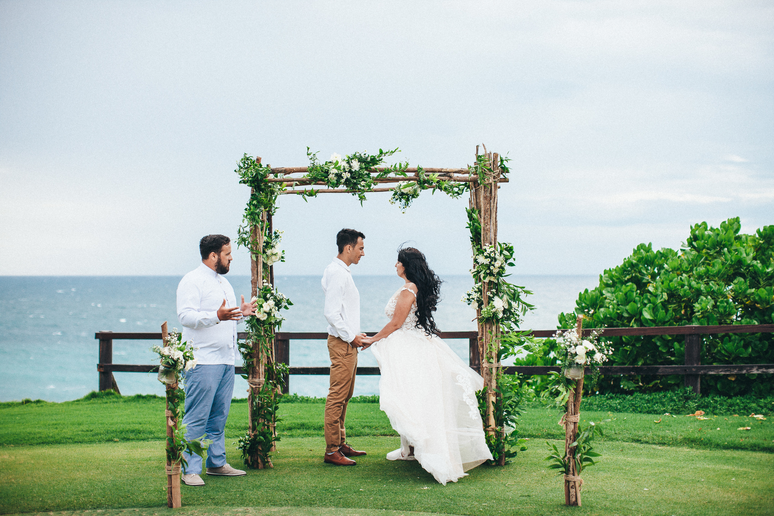 Alex and Ira. Wedding photographer in Bali