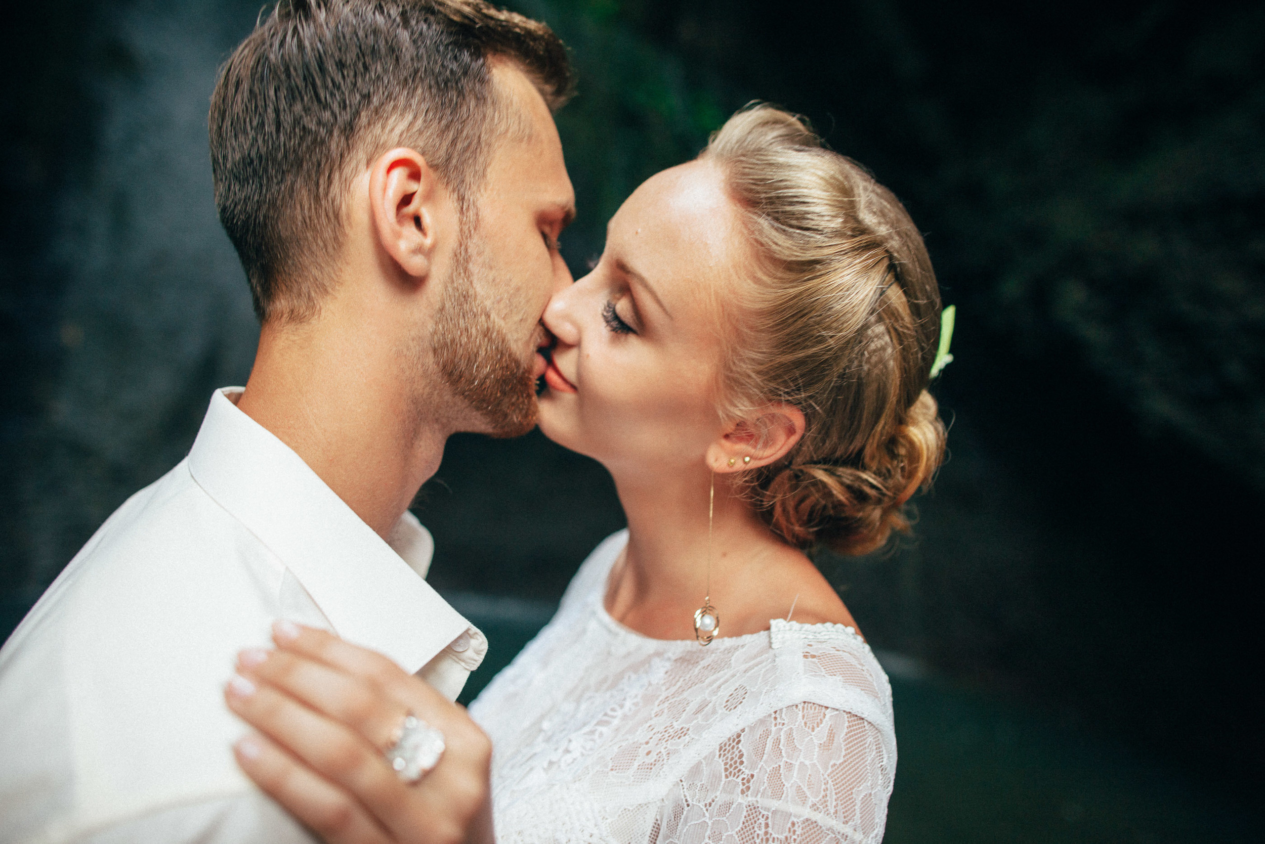 Oly and Andry. Wedding photographer in Bali