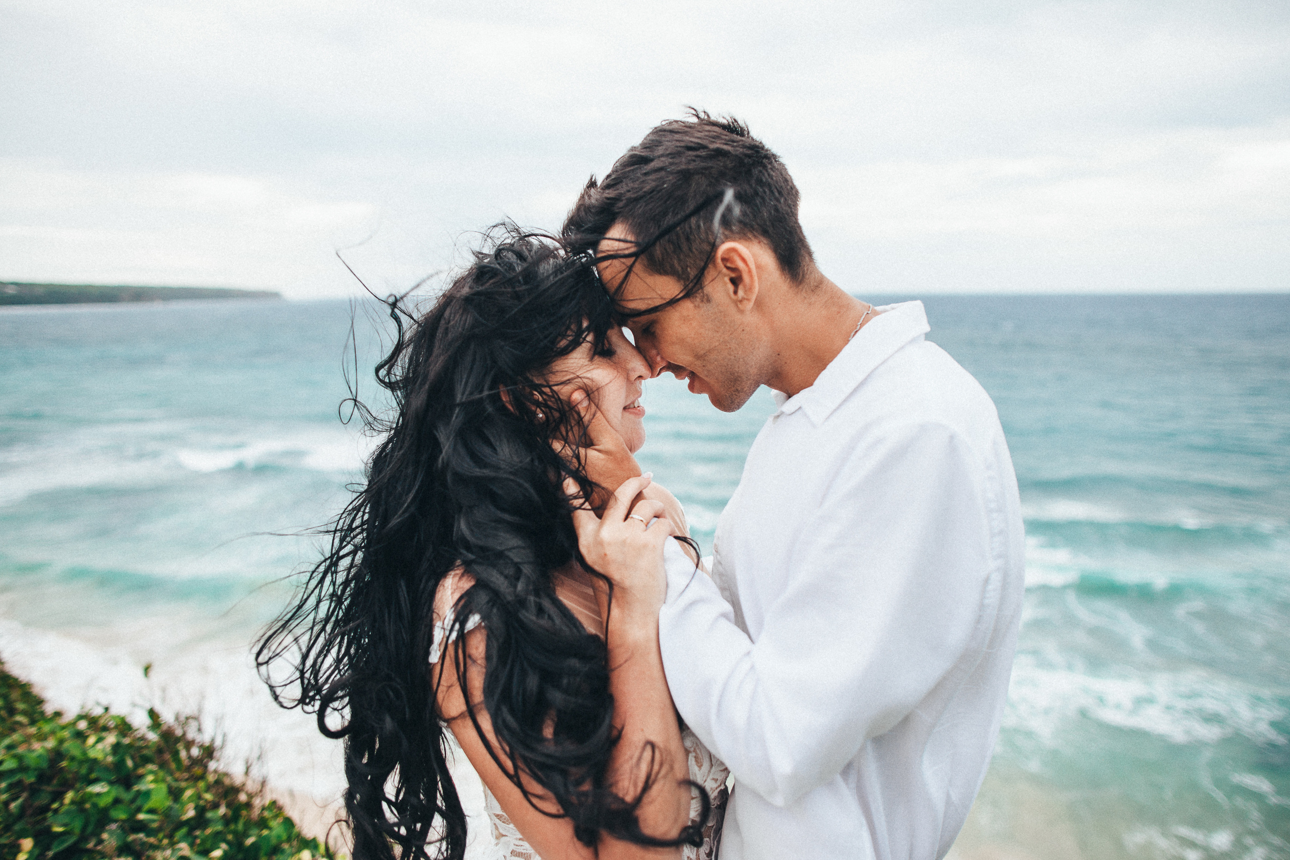 Alex and Ira. Wedding photographer in Bali