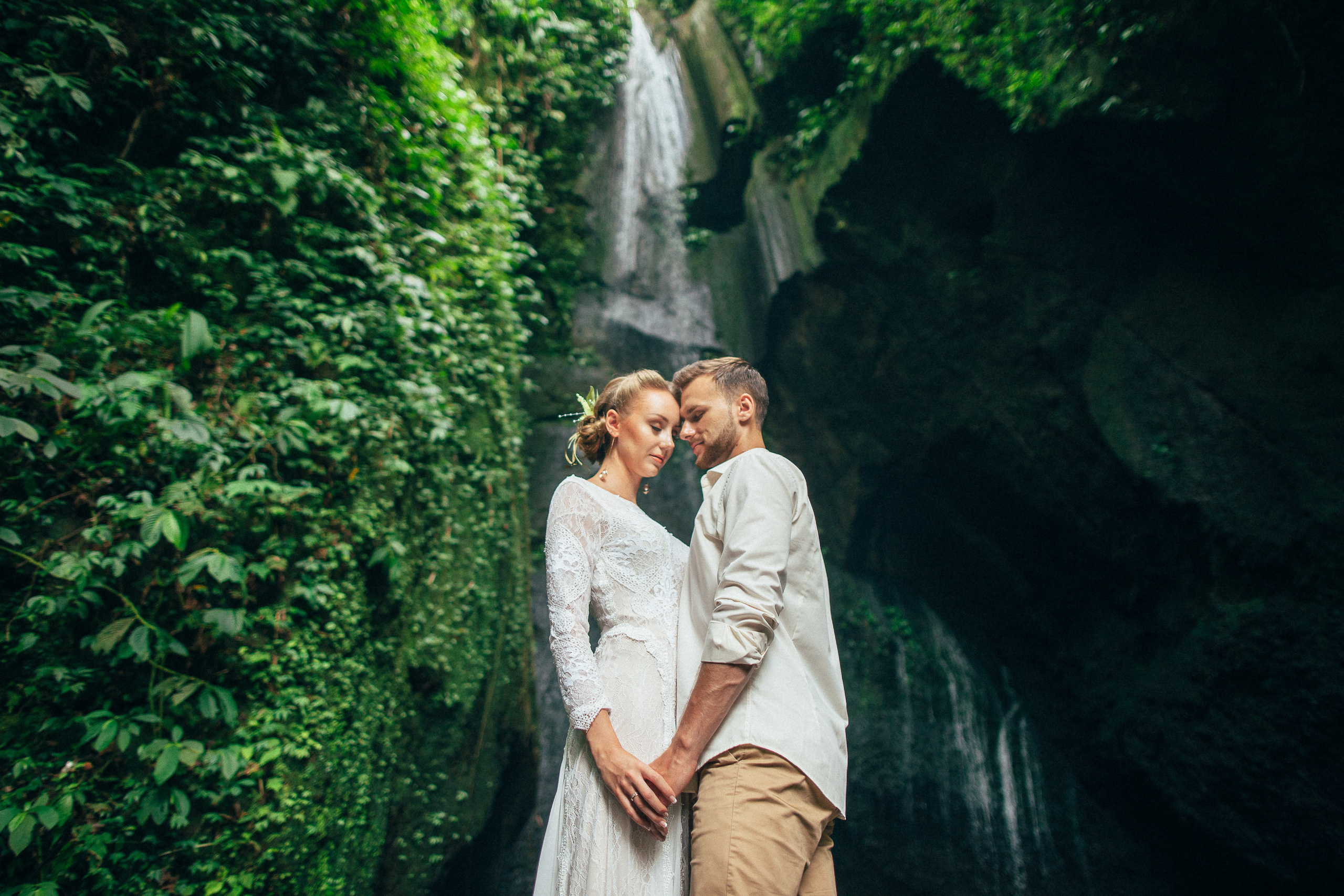 Oly and Andry. Wedding photographer in Bali
