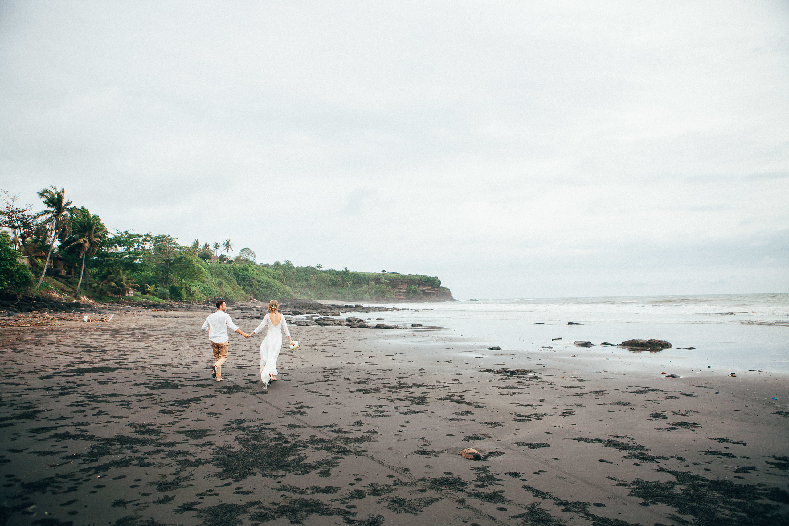 Oly and Andry. Wedding photographer in Bali