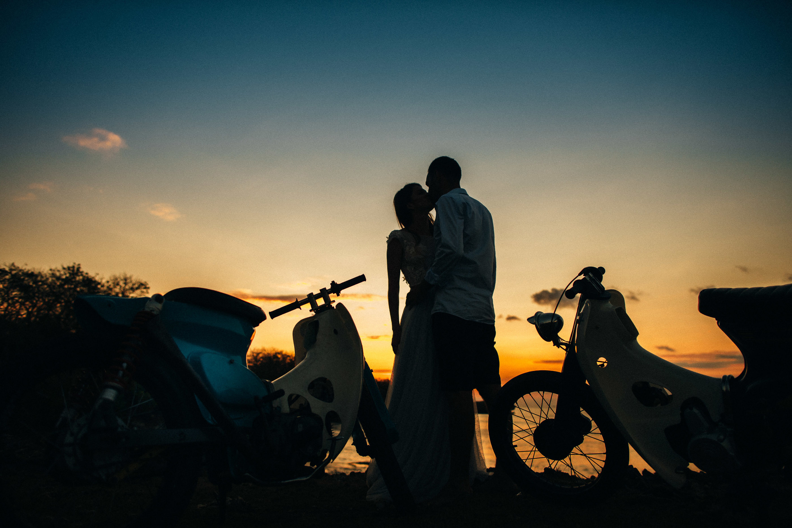 Jane-and-yri. Wedding photographer in Bali