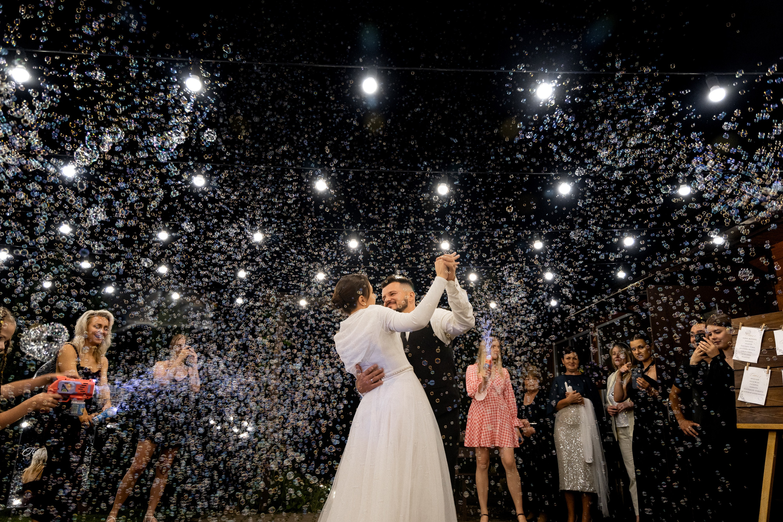 Свадебная фотосессия в агроусадьбе Лабодянка в Минске. Свадебный фотограф в Минске/Беларуси Сергей Спиридонов