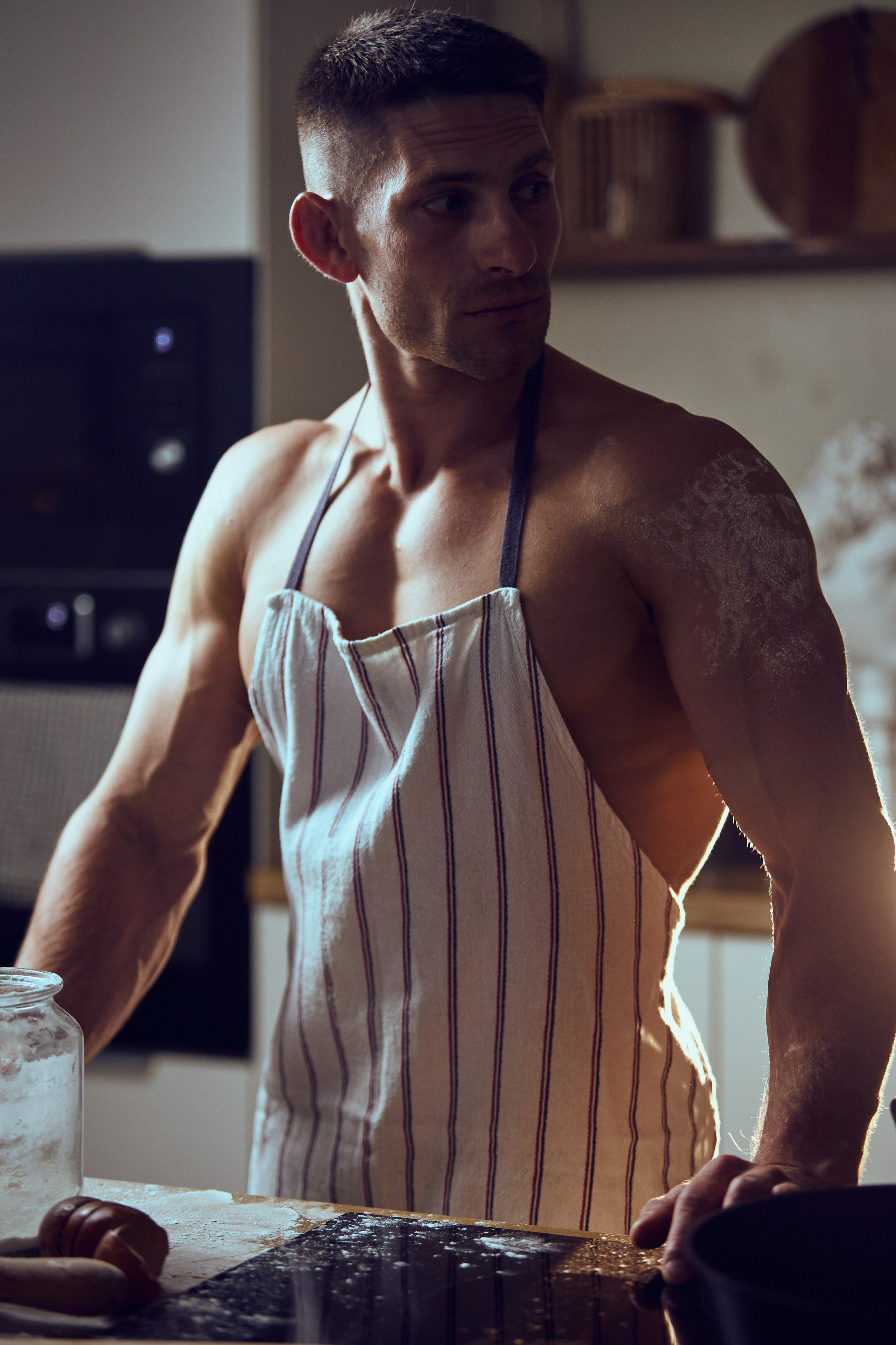 Best Portrait Photo Shoot for Men. Professional photographer in Sochi Victoria Joy. Teaching Photography