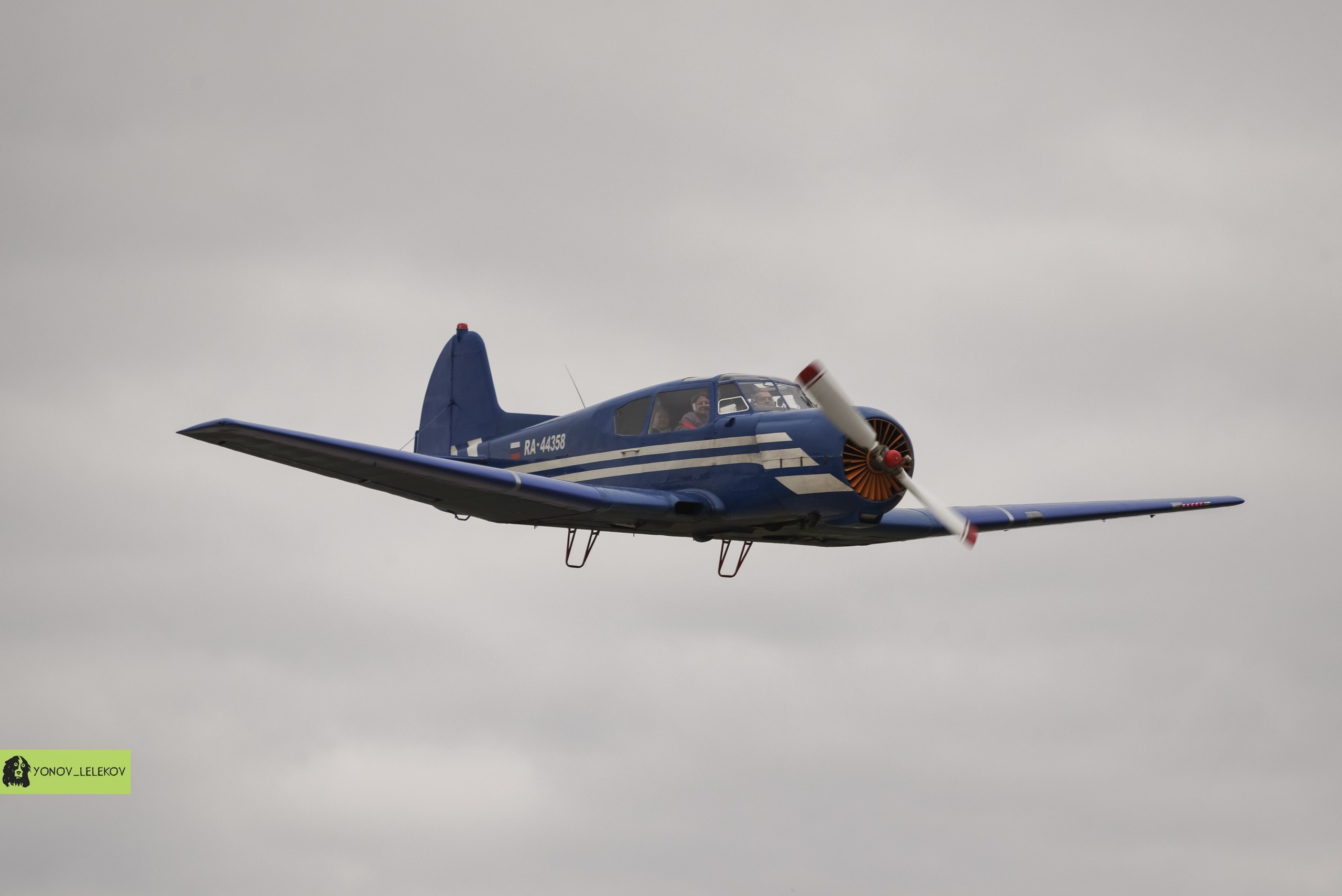 Полеты на Як 18Т. Высший пилотаж | 22.04.2018. Галерея Фантим