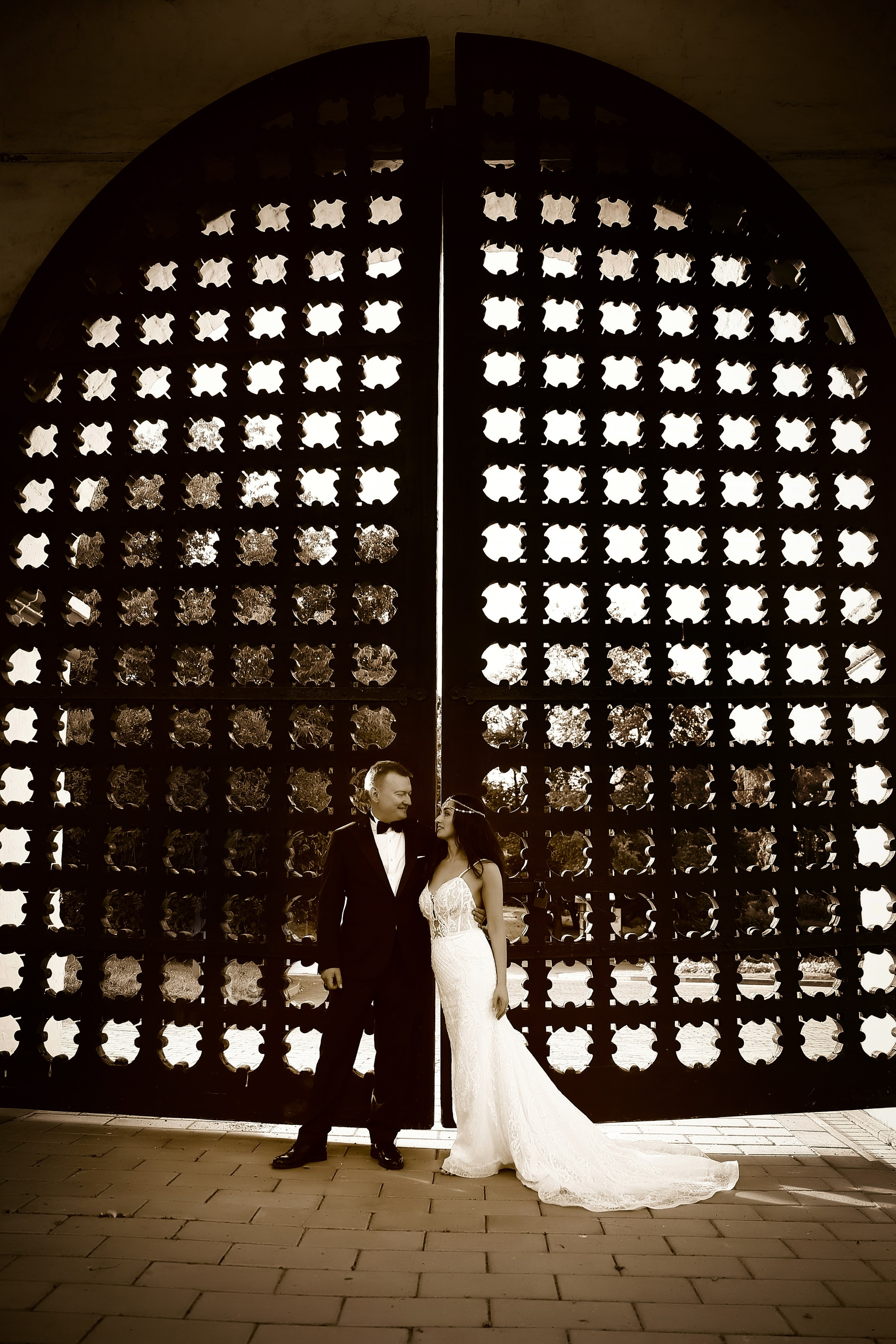 Нежная летняя свадьба Инны и Александра: фотосъёмка в парке. Фотограф в Москве Владимир Осиченко — портреты, мероприятия, репортажи