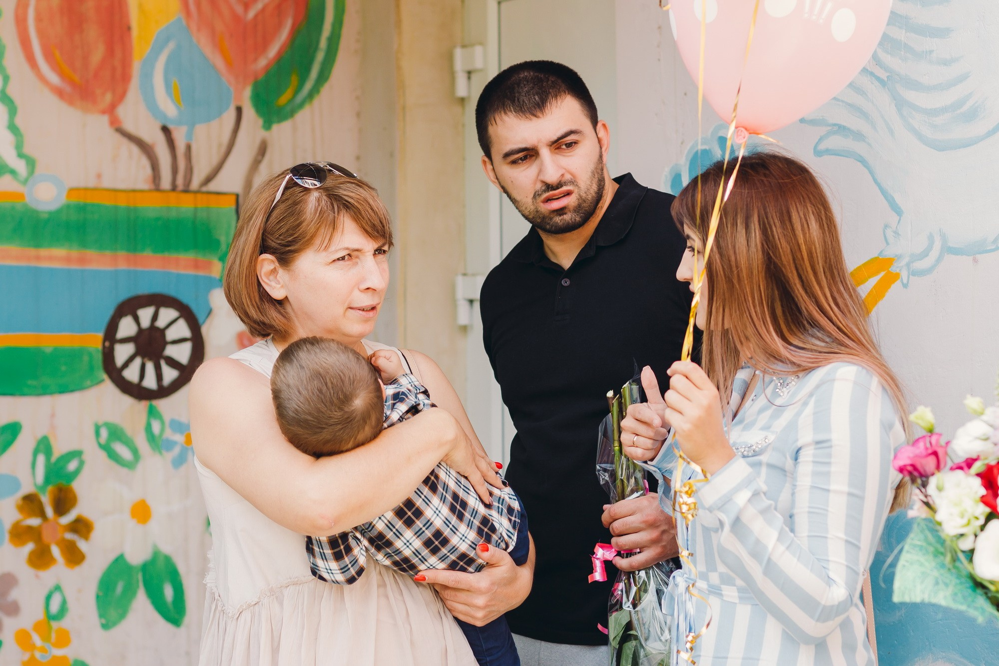 Выписка из роддома (ТЗР). Фотограф в Волгограде и Волжском Наталья Фирсова