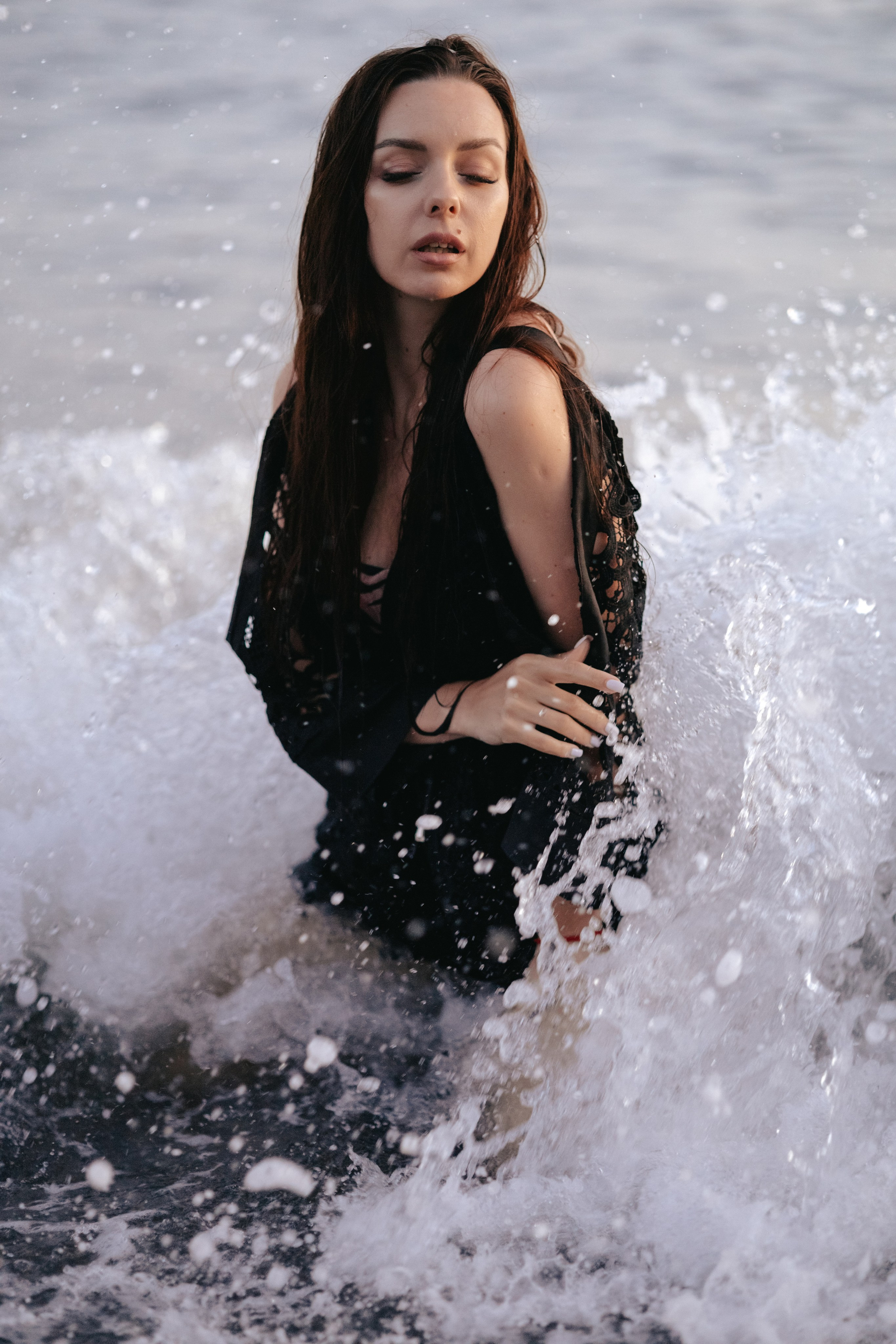 Юлия. Заката на скале Парус. Семейный и портретный фотограф в Геленджике Любовь Бодрова