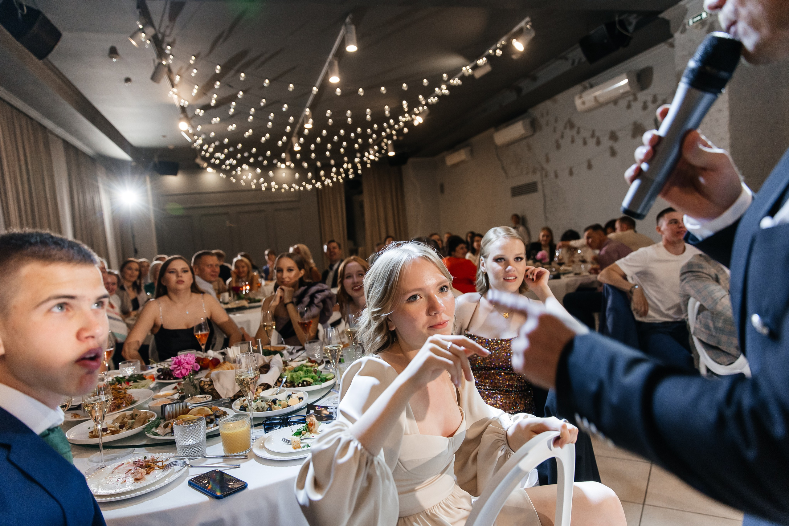 2023-06-23 Выпускной МБОУ СОШ № 10. Фотограф в Красноярске