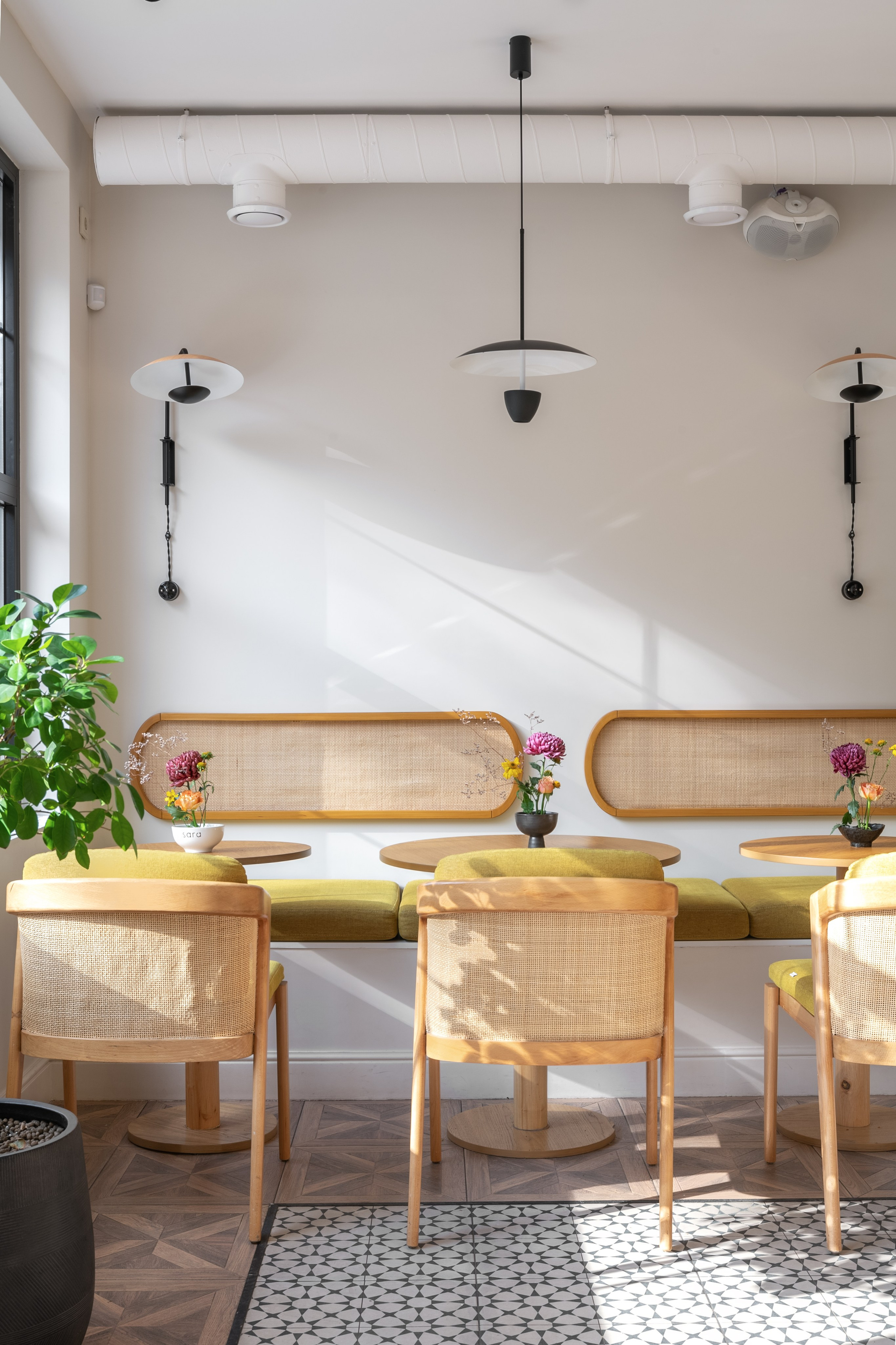 Кафе Sara Астрахань. Интерьерный, портретный и семейный фотограф в Москве Мария Иринархова