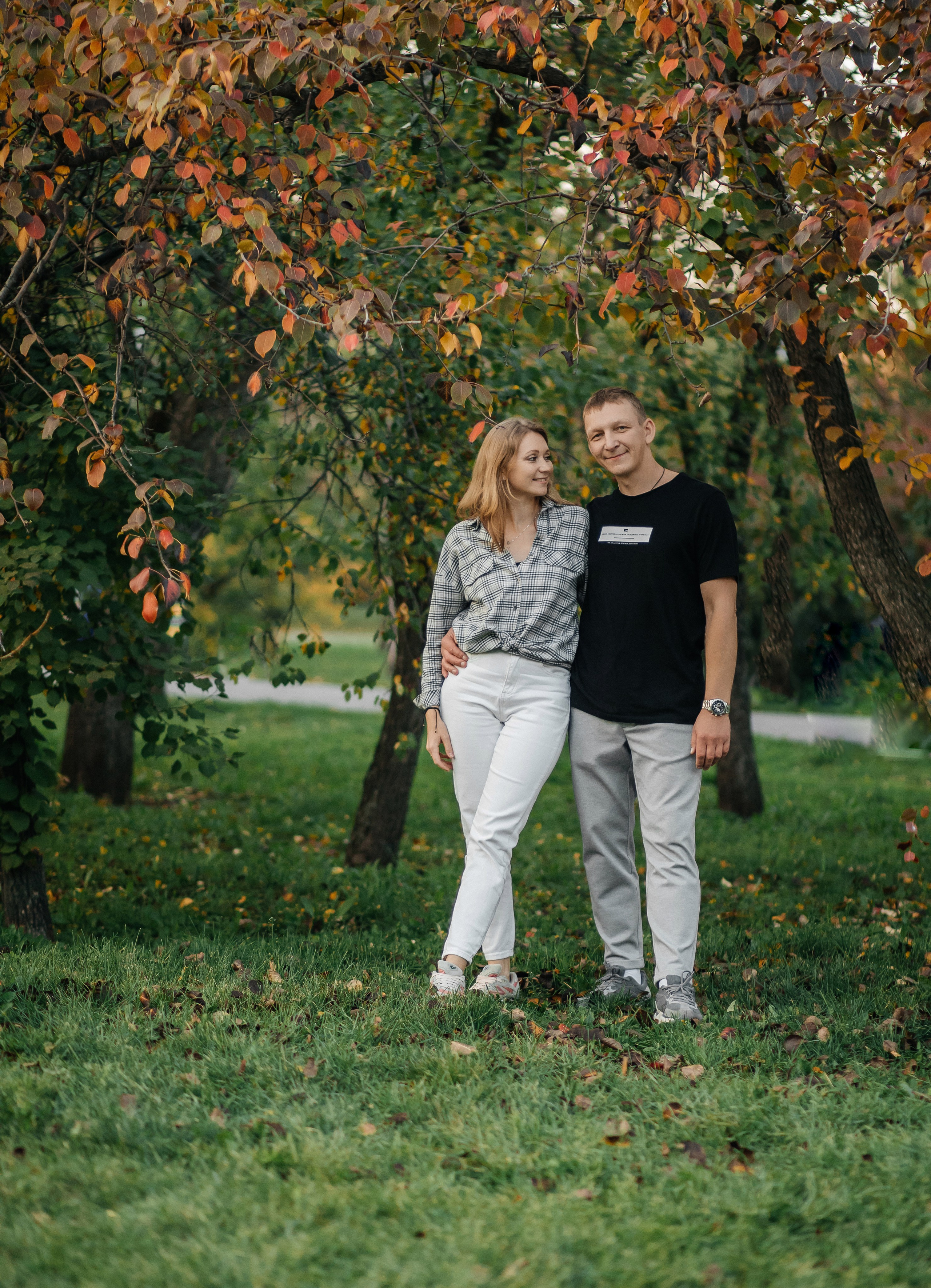 Семейная прогулочная фотосессия. Свадебный и семейный фотограф Ибрагимова Мария из Екатеринбурга