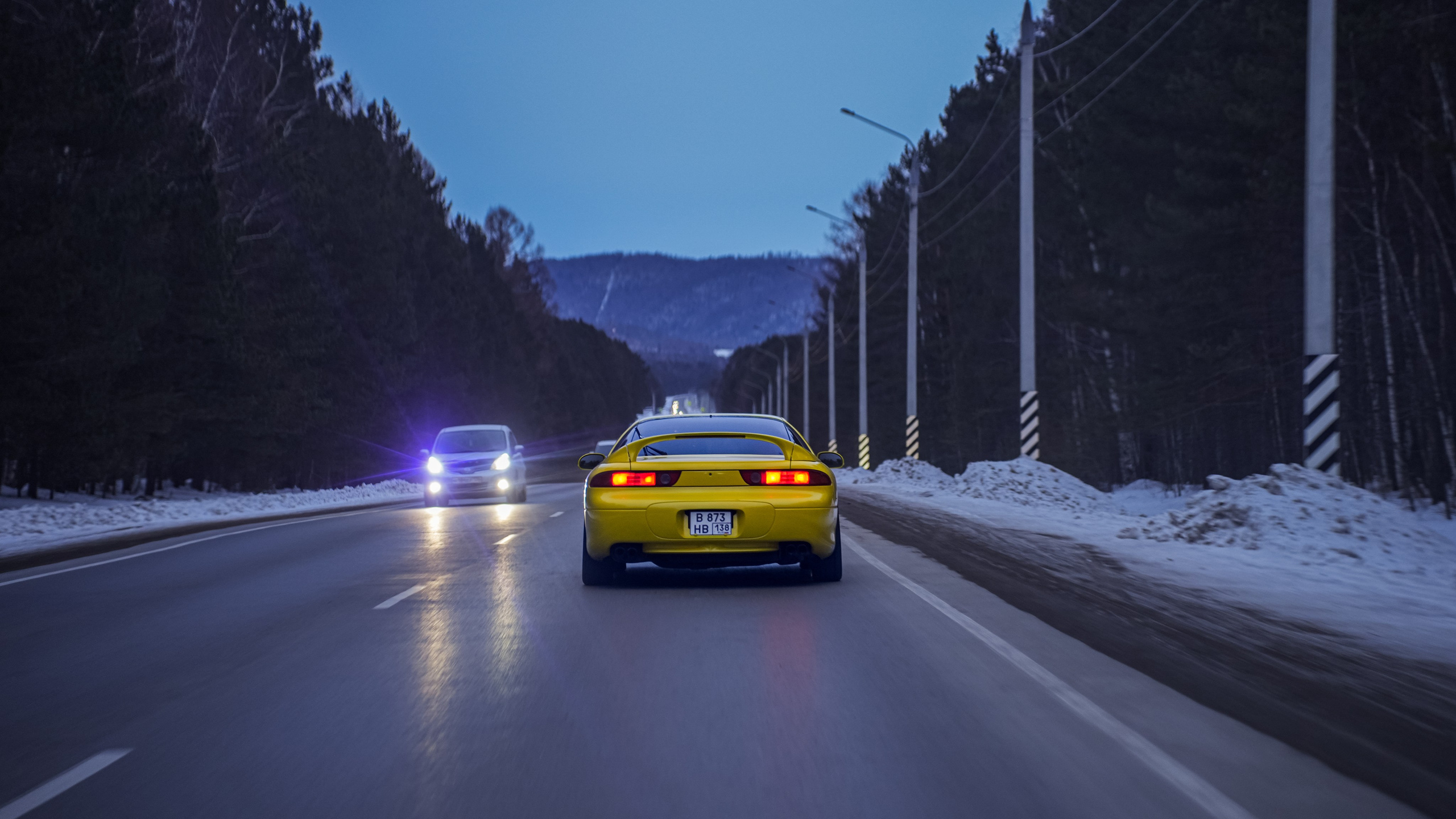 Mitsubishi GTO 25'. Фотограф, видеограф и пилот дрона на Байкале