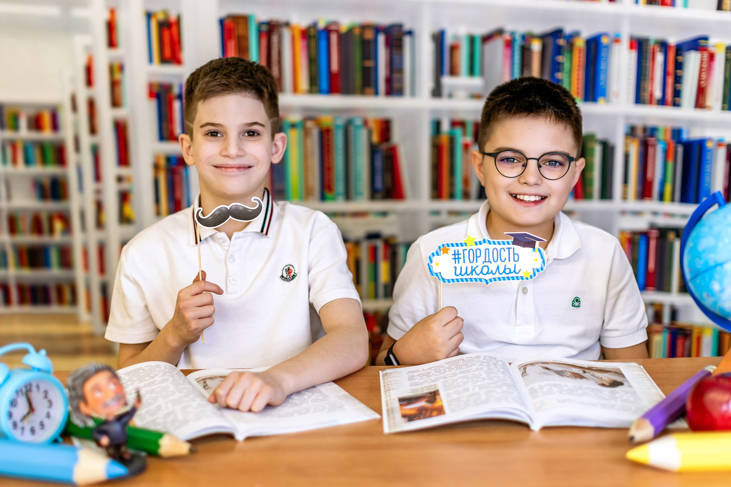 ГАЛЕРЕЯ фотографий для Начальной школы 1-4. Фотограф и видеограф Москва. Свадебный фотограф, видеограф. Выпускные альбомы. Оживающие альбомы