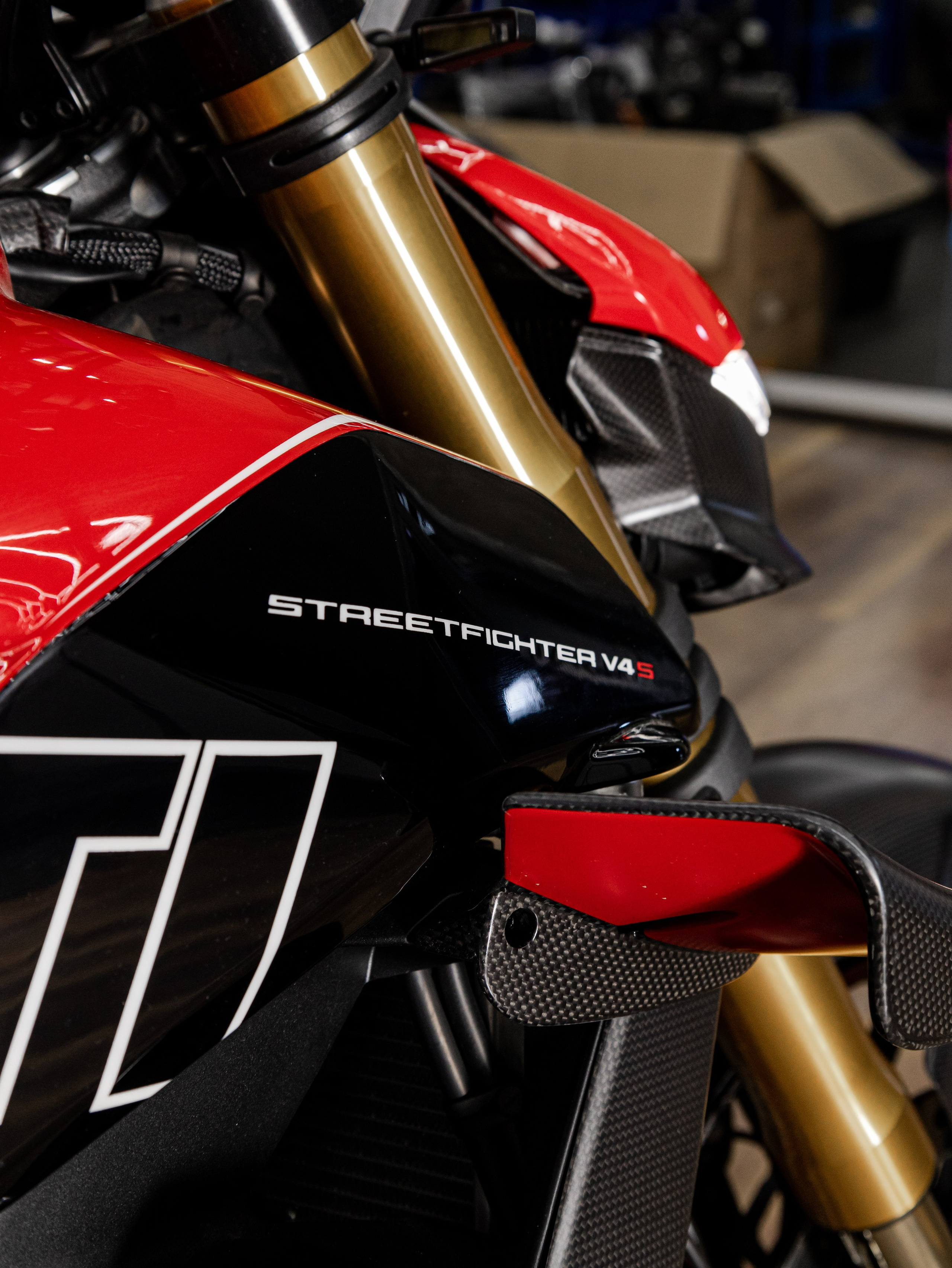 Фотосессия с мотоциклами и автомобилями. Предметный фотограф в Москве и Московской области