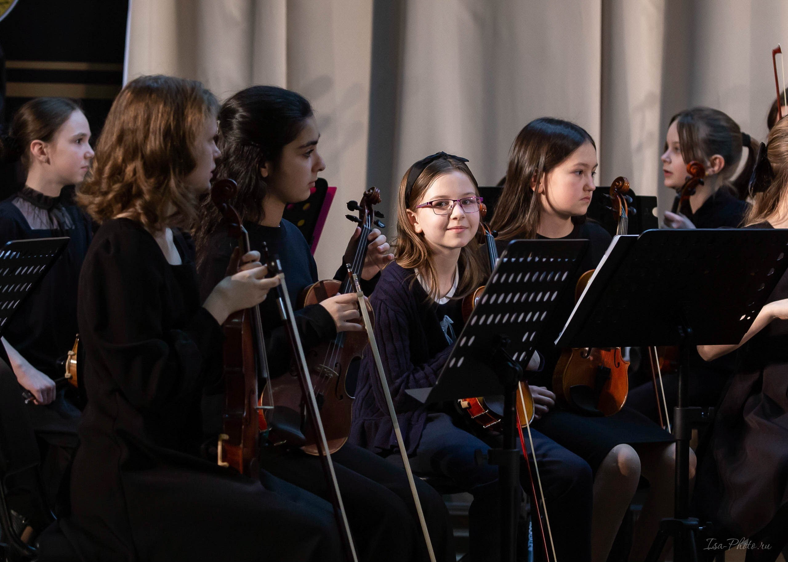 Отчётный концерт ДШИ им. Н.А. Римского-Корсакова. Струнный отдел. Репортажный фотограф в Москве