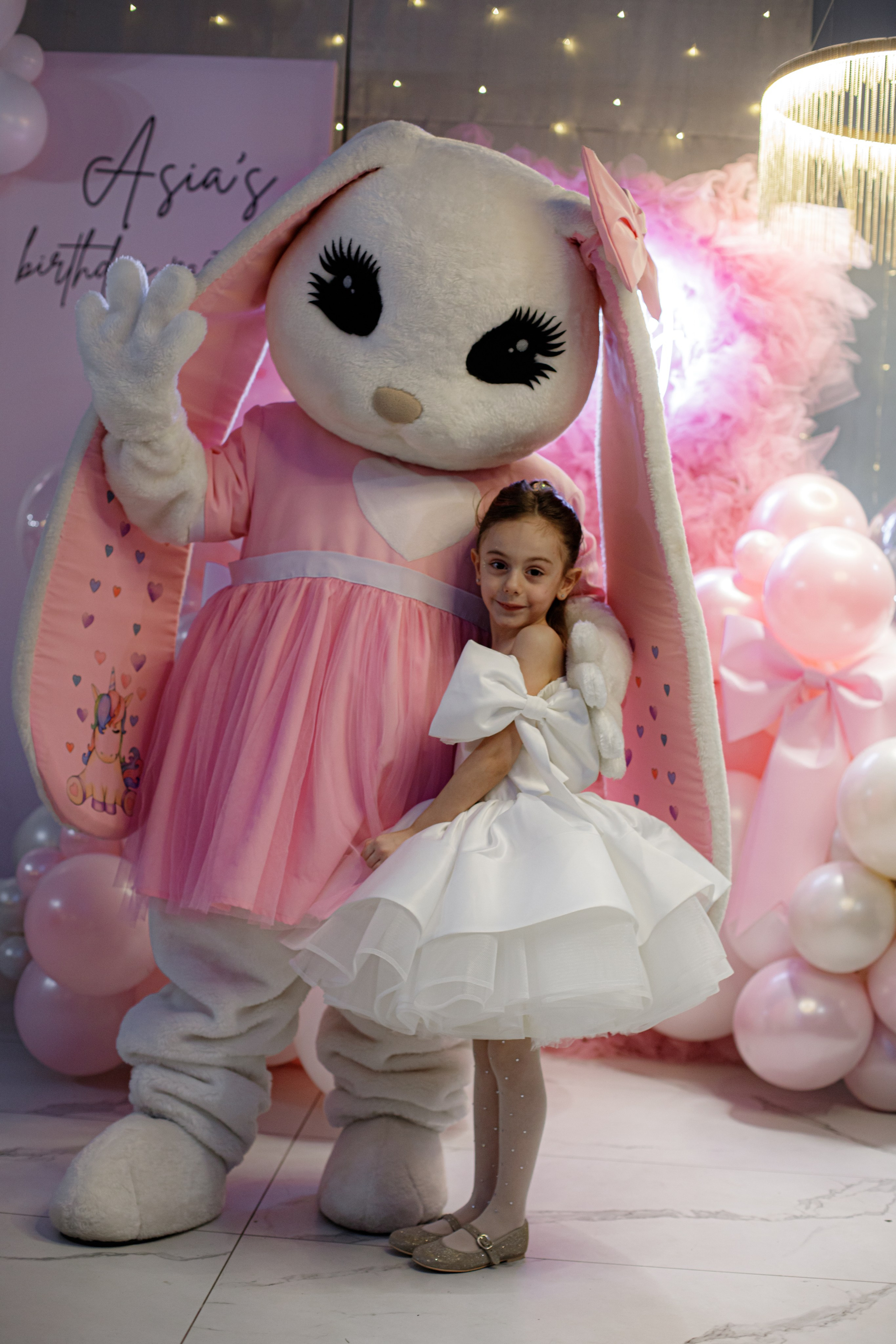 ASIA'S BIRTHDAY PARTY. Photokarish